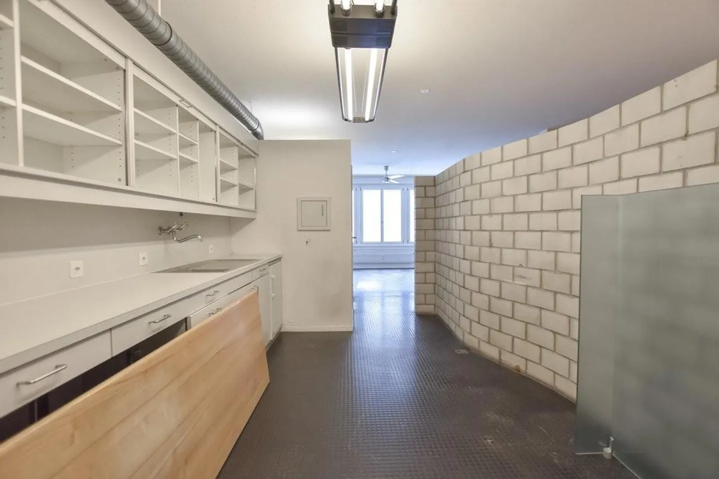 Attractive commercial space in a central location in Bern - Photo 5 of 9