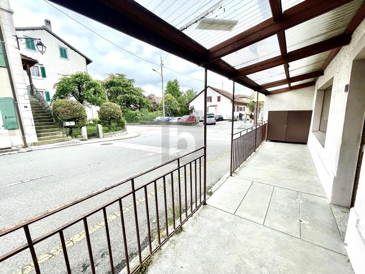 GREAT OPPORTUNITY FOR RENOVATION OR DEVELOPMENT - Photo 2 of 6