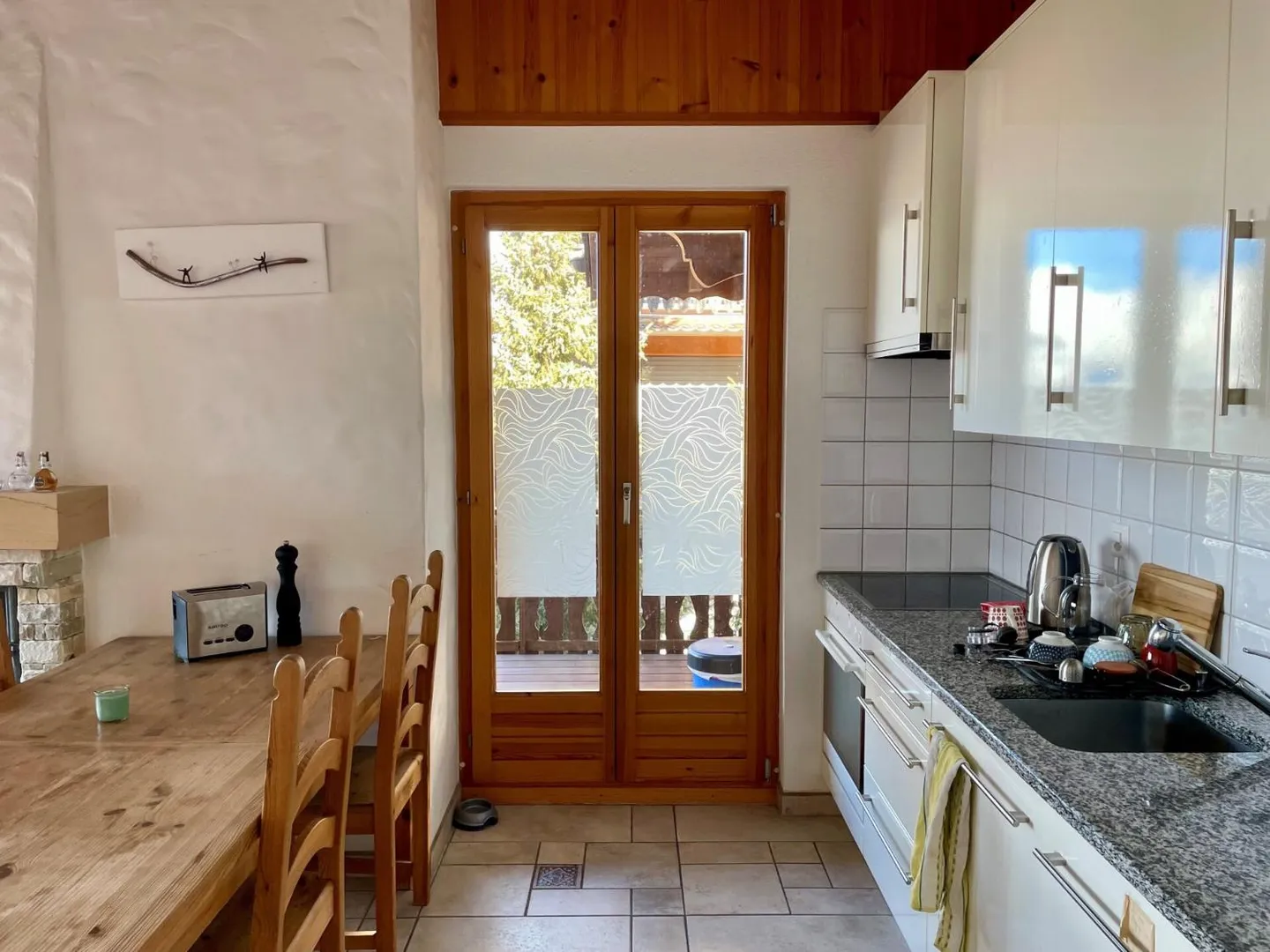 Stunning Duplex Apartment with Views - Photo 3 of 13