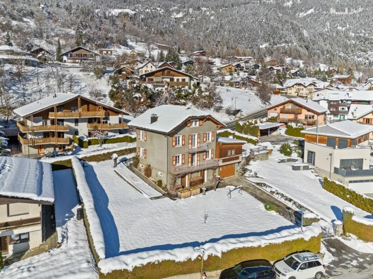 Casa indipendente con vista montagna - Foto 1 di 30