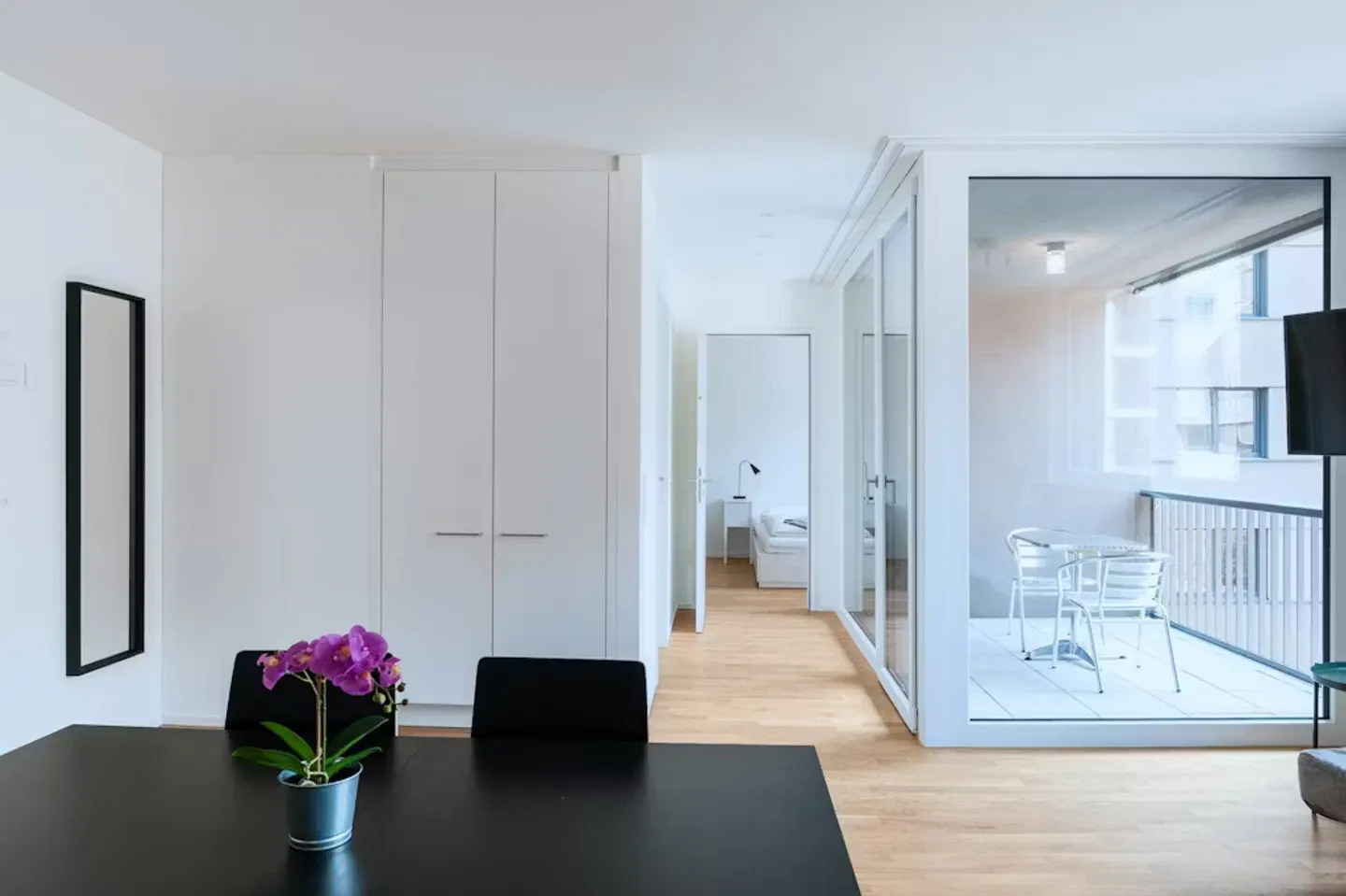 Modernes Apartment in Basel - Foto 1 von 10