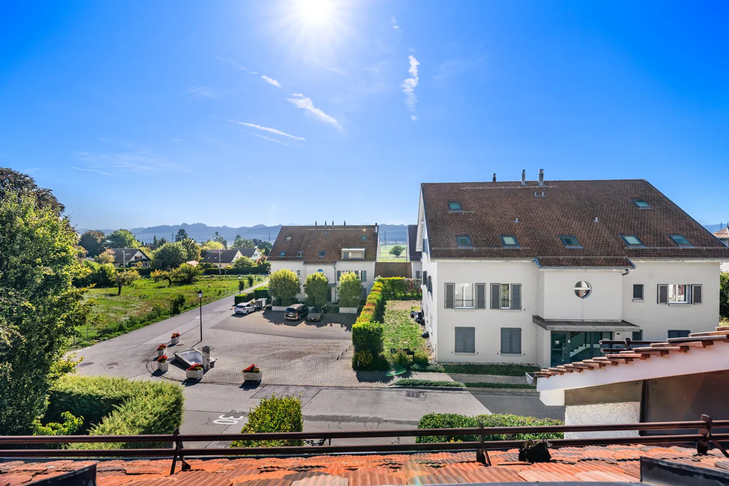 Spacious duplex apartment in a charming village house - Photo 6 of 7
