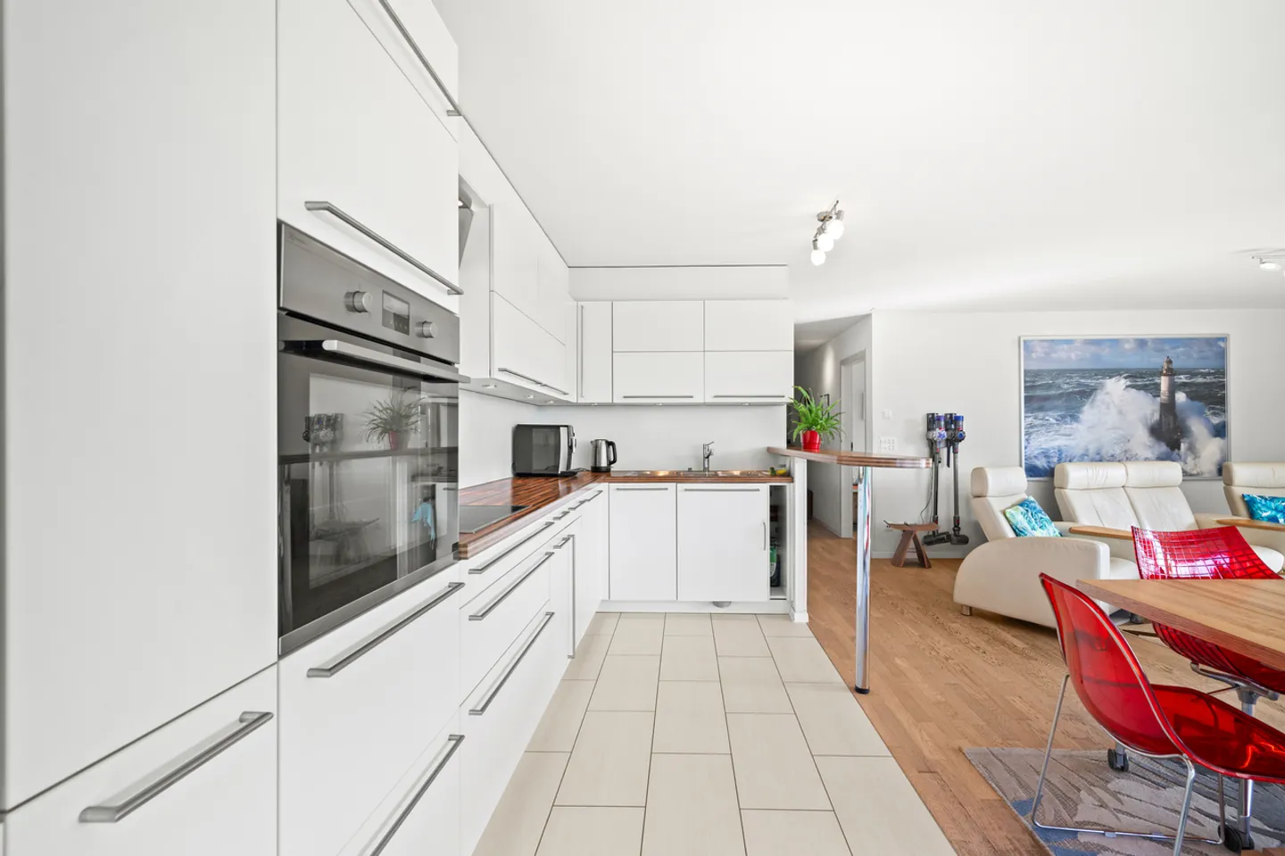 Beautiful opportunity in the heart of the Vaud capital - Photo 5 of 13