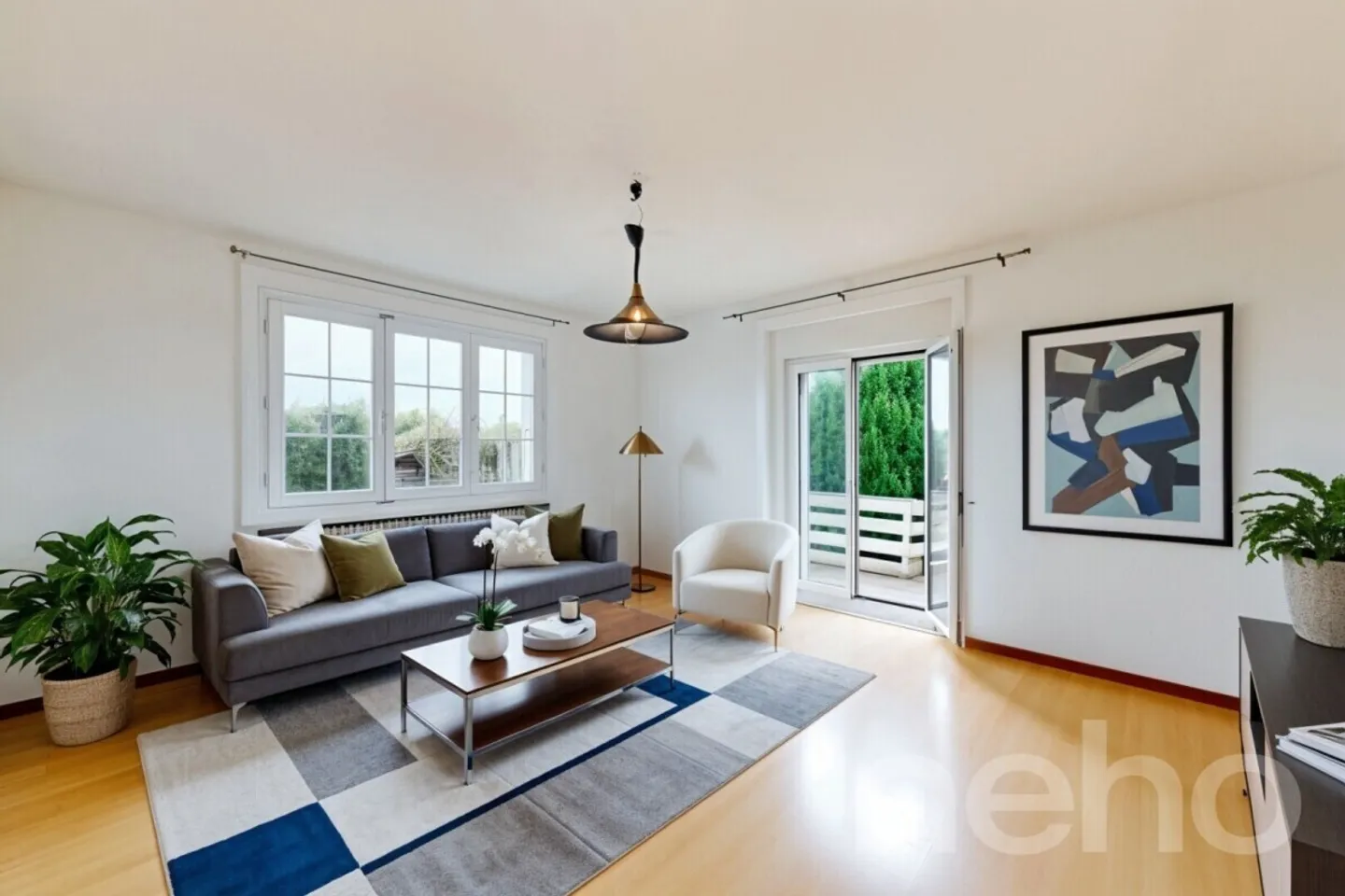 Schönes Zweifamilienhaus mit integriertem Garagen und sonnigem Garten! - Foto 4 von 13