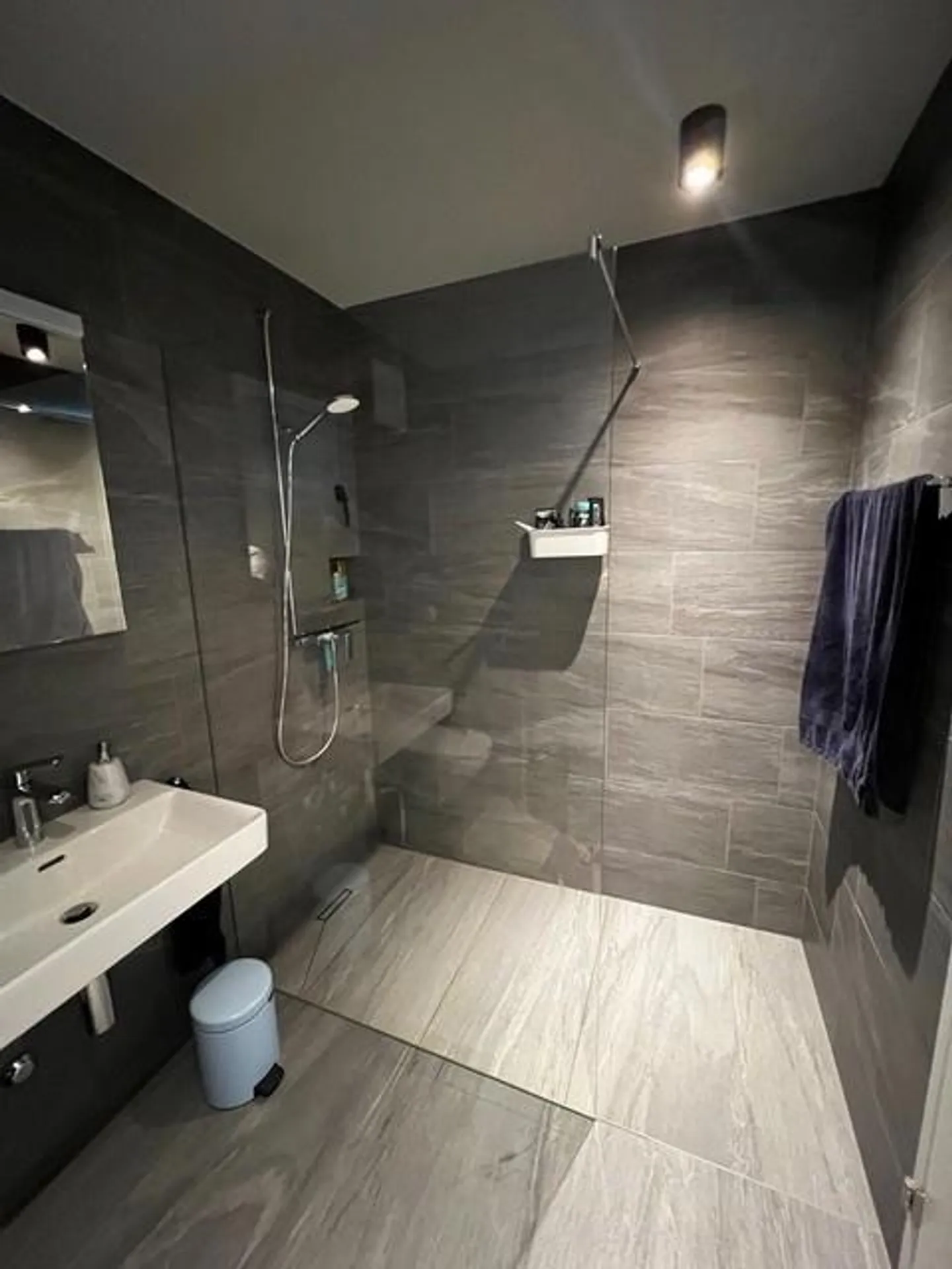 Modern Ground Floor Apartment in Nature-Friendly Location - Photo 5 of 8