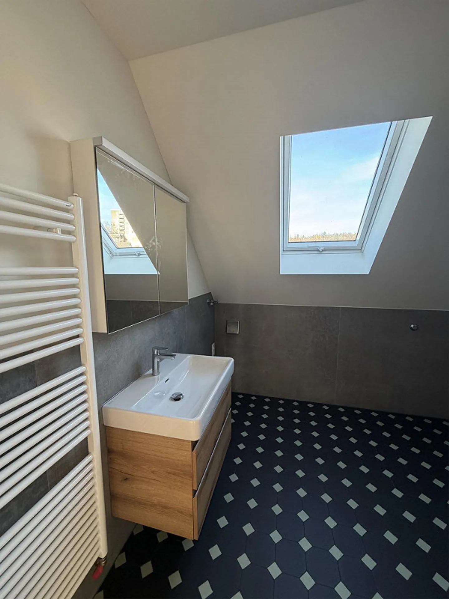 Appartamento ristrutturato con 3 stanze a Oberwinterthur - Foto 4 di 12