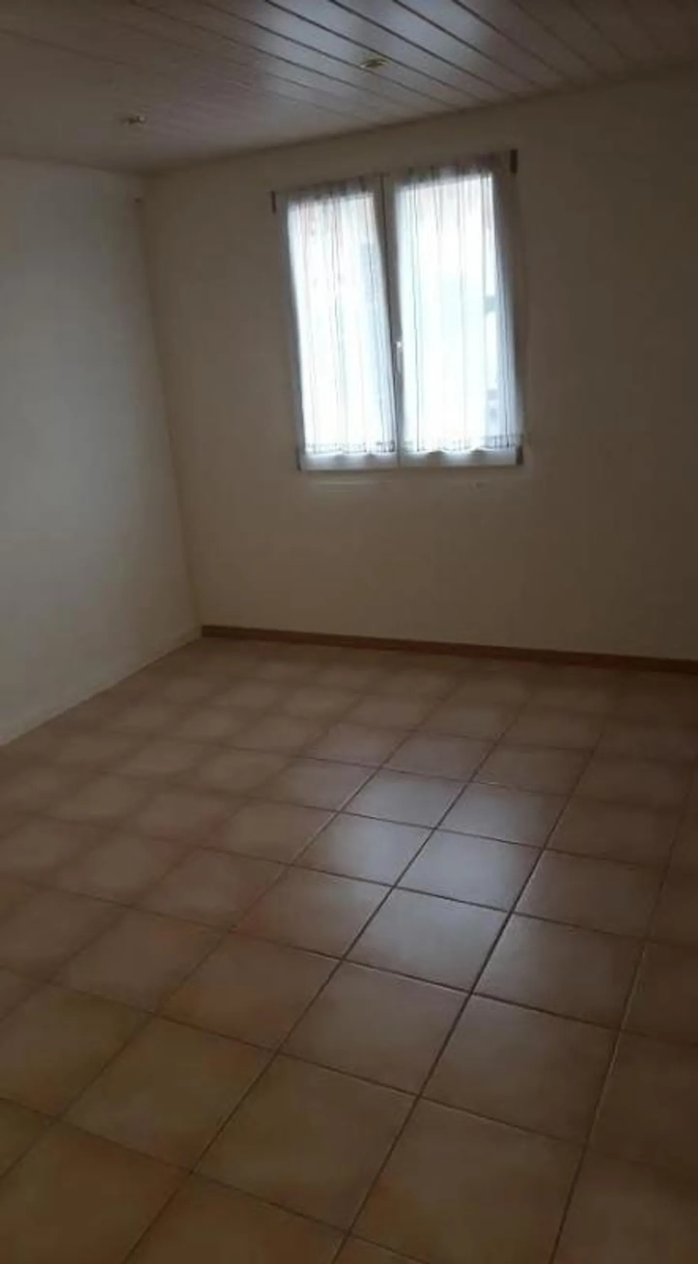 Locale - Showroom di 120 m2 in affitto - Foto 6 di 7