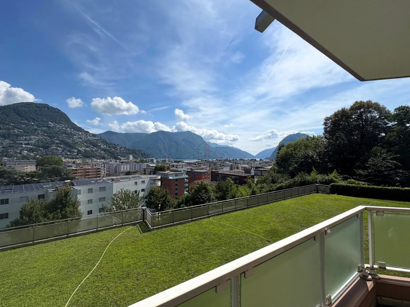 Magnifique vue depuis votre nouveau chez-vous - Photo 11 sur 11