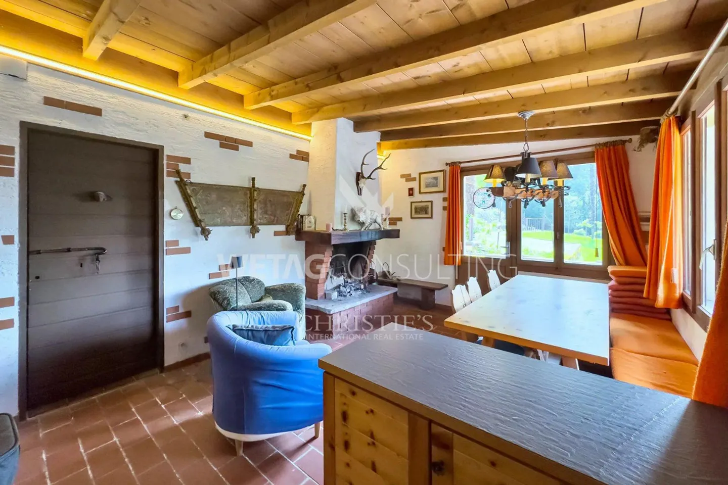Propriété spacieuse dans la verdure avec villa principale, maison d'hôtes et grotte indépendante à vendre à Rivera-Monteceneri - Photo 9 sur 13