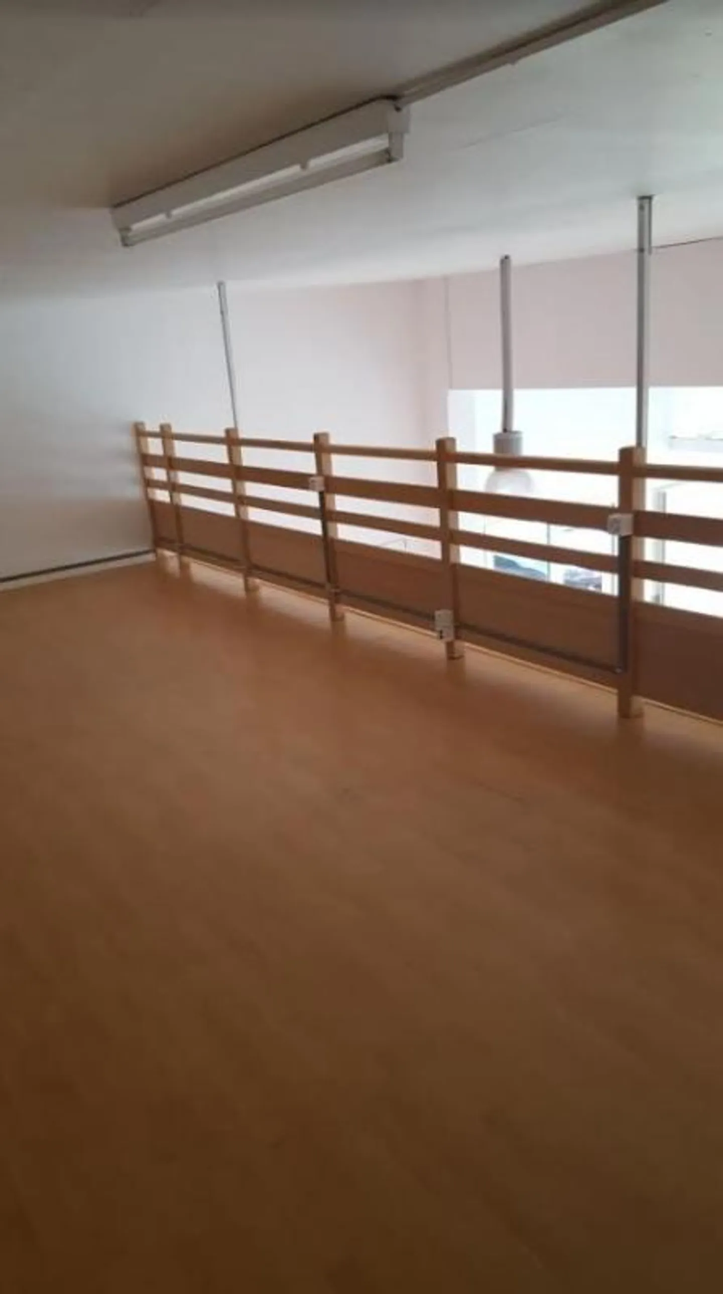 Locale - Showroom di 120 m2 in affitto - Foto 4 di 7