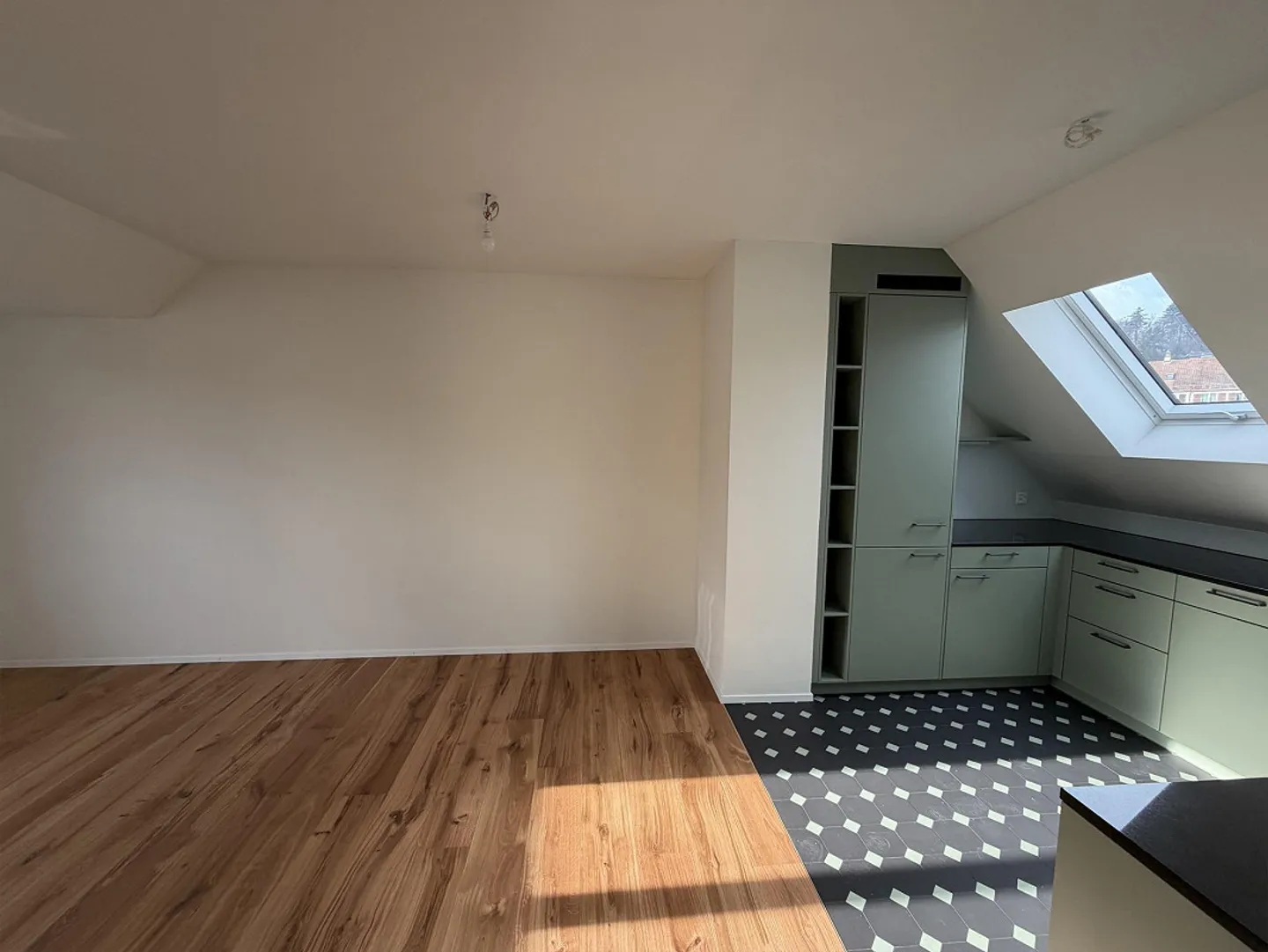 Appartamento ristrutturato con 3 stanze a Oberwinterthur - Foto 6 di 12