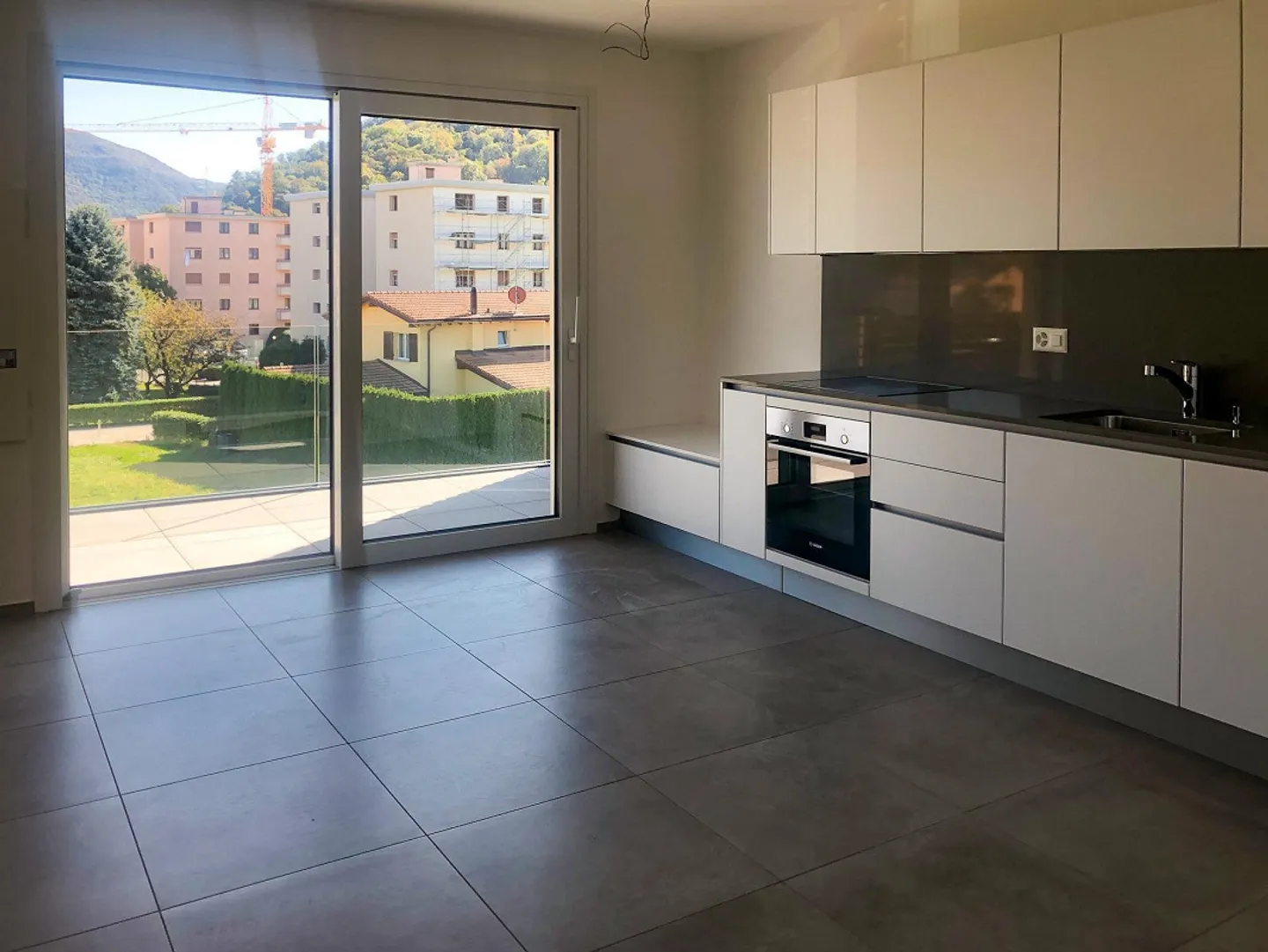 2.5 rooms in Caslano also as a real estate investment - Photo 2 of 5
