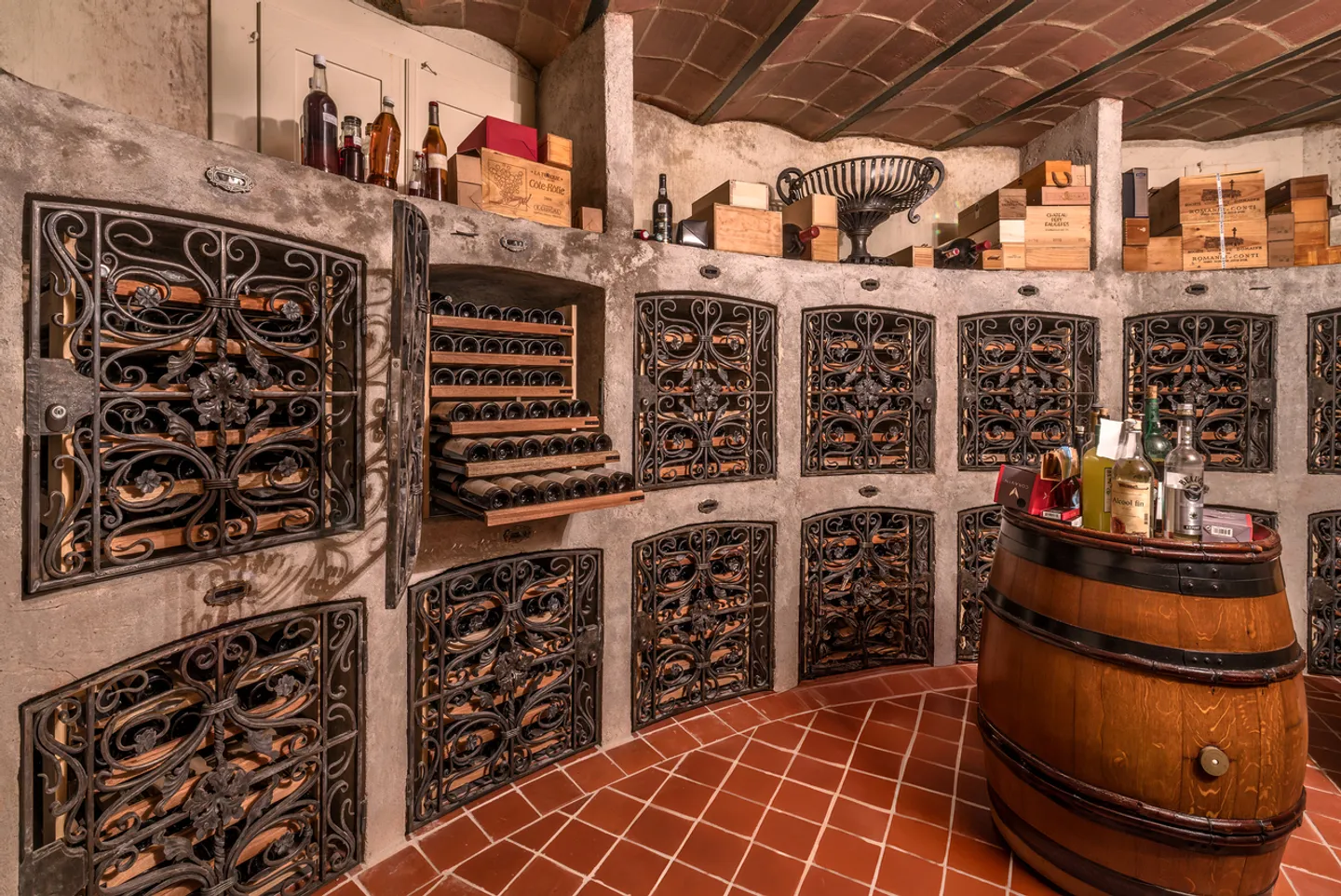 Außergewöhnliches Château aus dem 19. Jahrhundert und 9,5 Hektar Anwesen - Foto 18 von 22