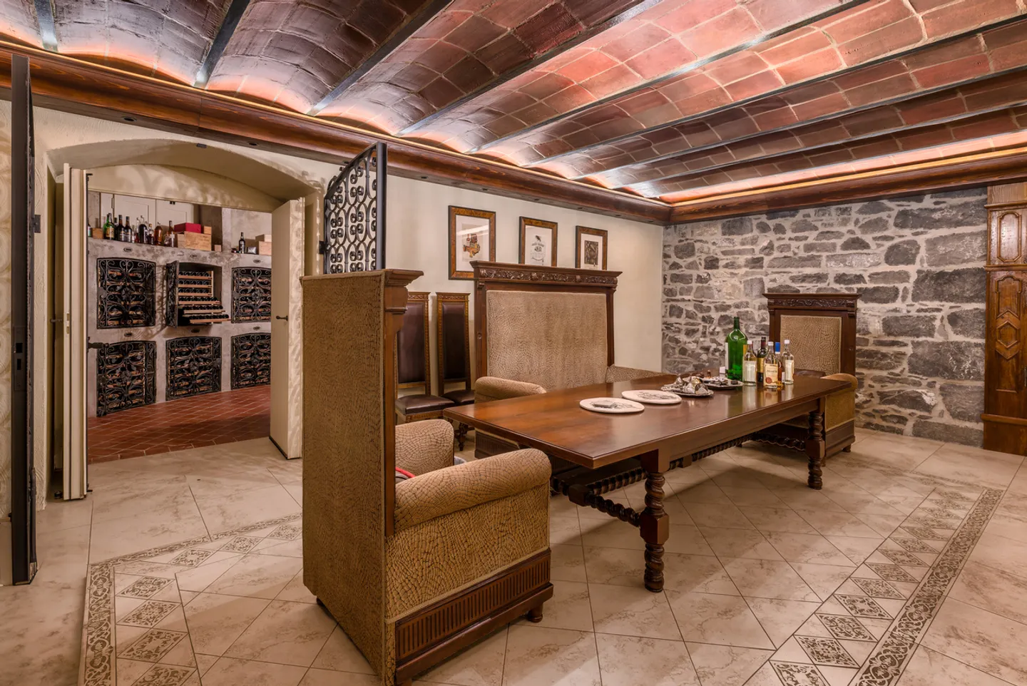 Außergewöhnliches Château aus dem 19. Jahrhundert und 9,5 Hektar Anwesen - Foto 19 von 22