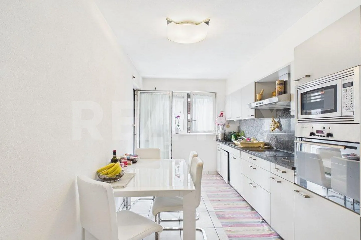 Bright Apartment in Viganello - Photo 4 of 13