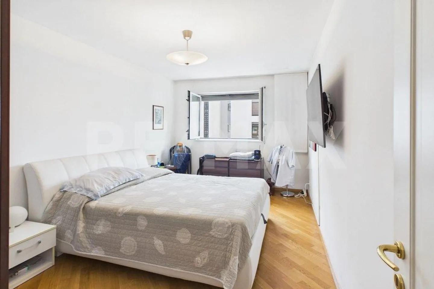Bright Apartment in Viganello - Photo 5 of 13