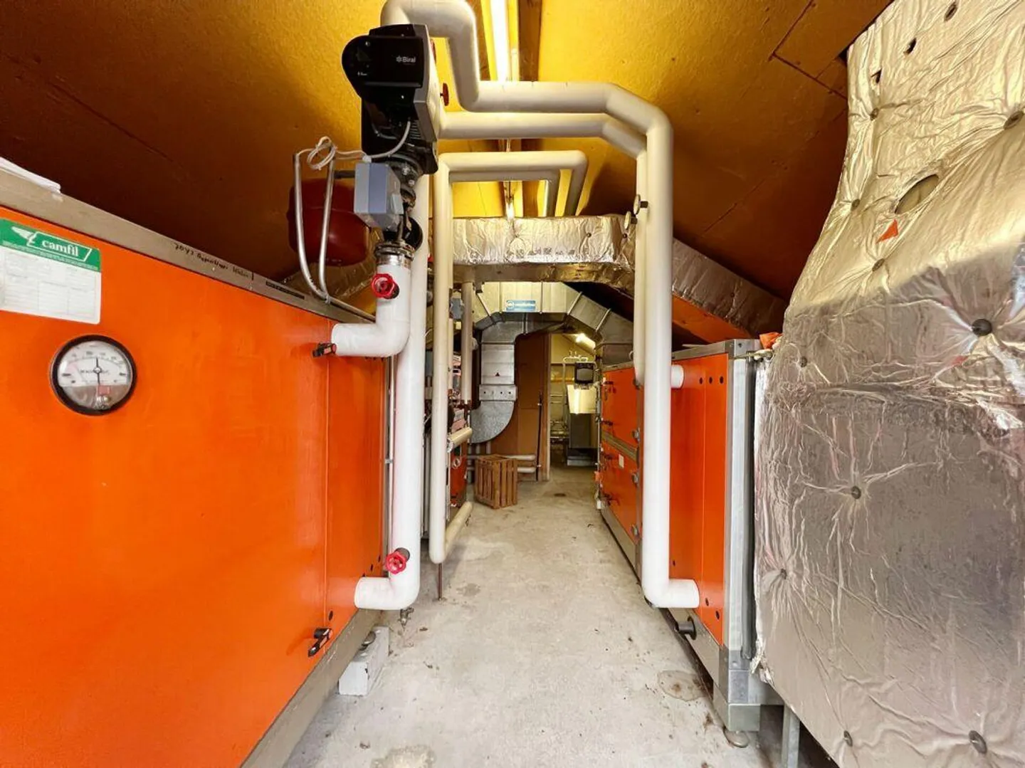 Restaurant Central with Apartment and Garage - Photo 28 of 30