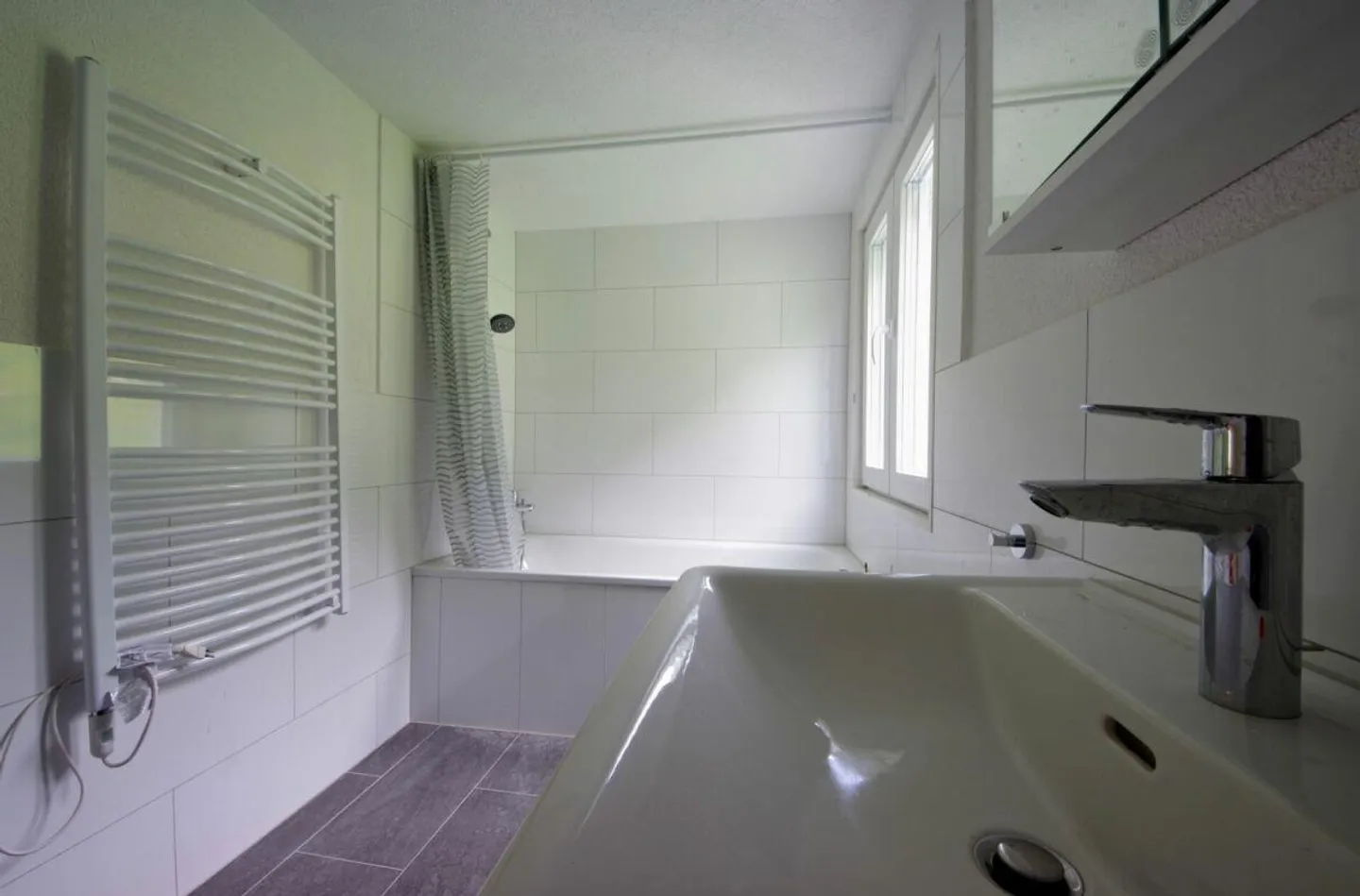 APPARTAMENTO 2.5 STANZE - Foto 3 di 7