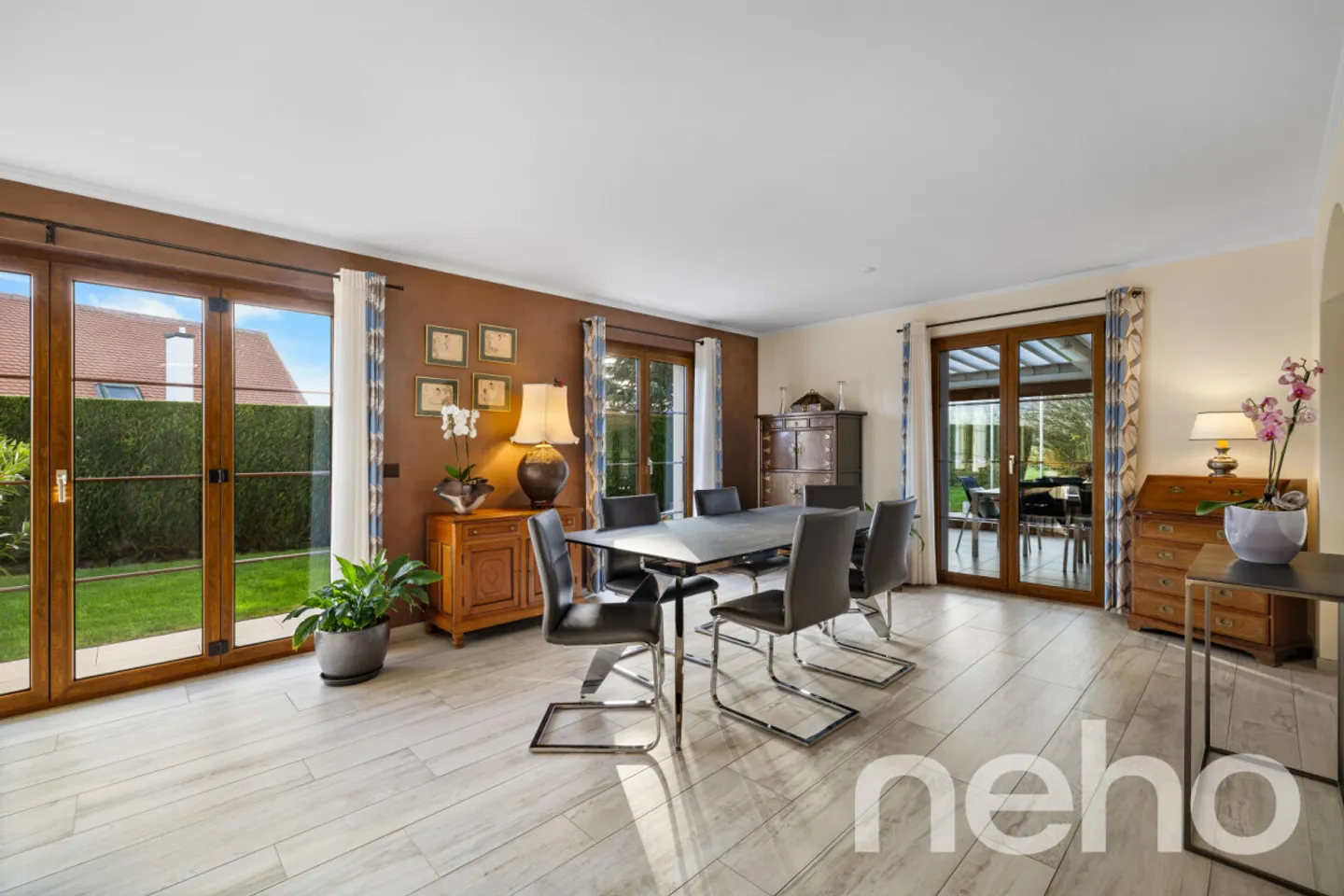 Einzelhaus, das modernen Komfort und energetische Effizienz vereint - Foto 4 von 13