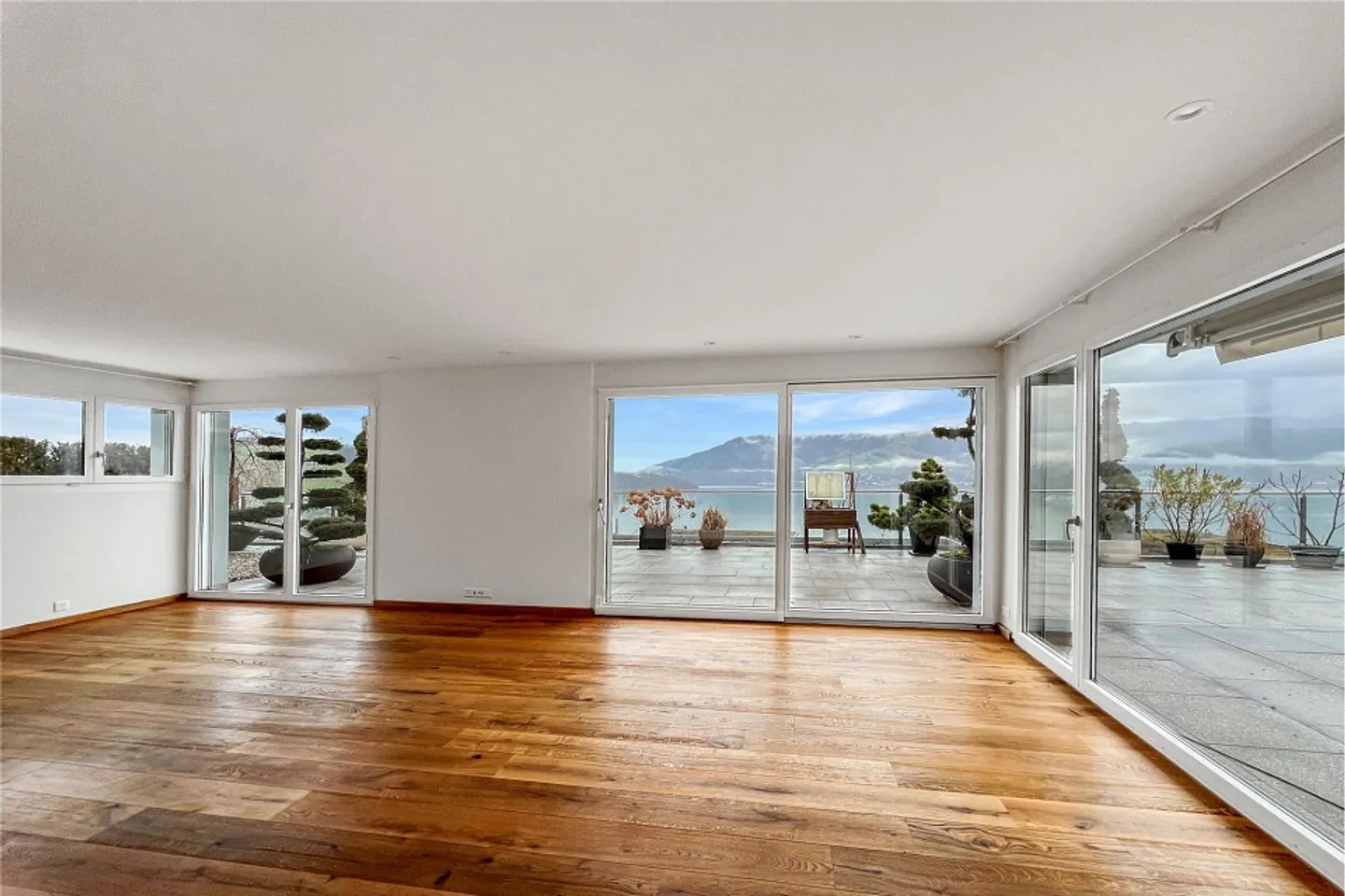 Fantastische Terrassenwohnung mit Seeblick - Foto 5 von 13