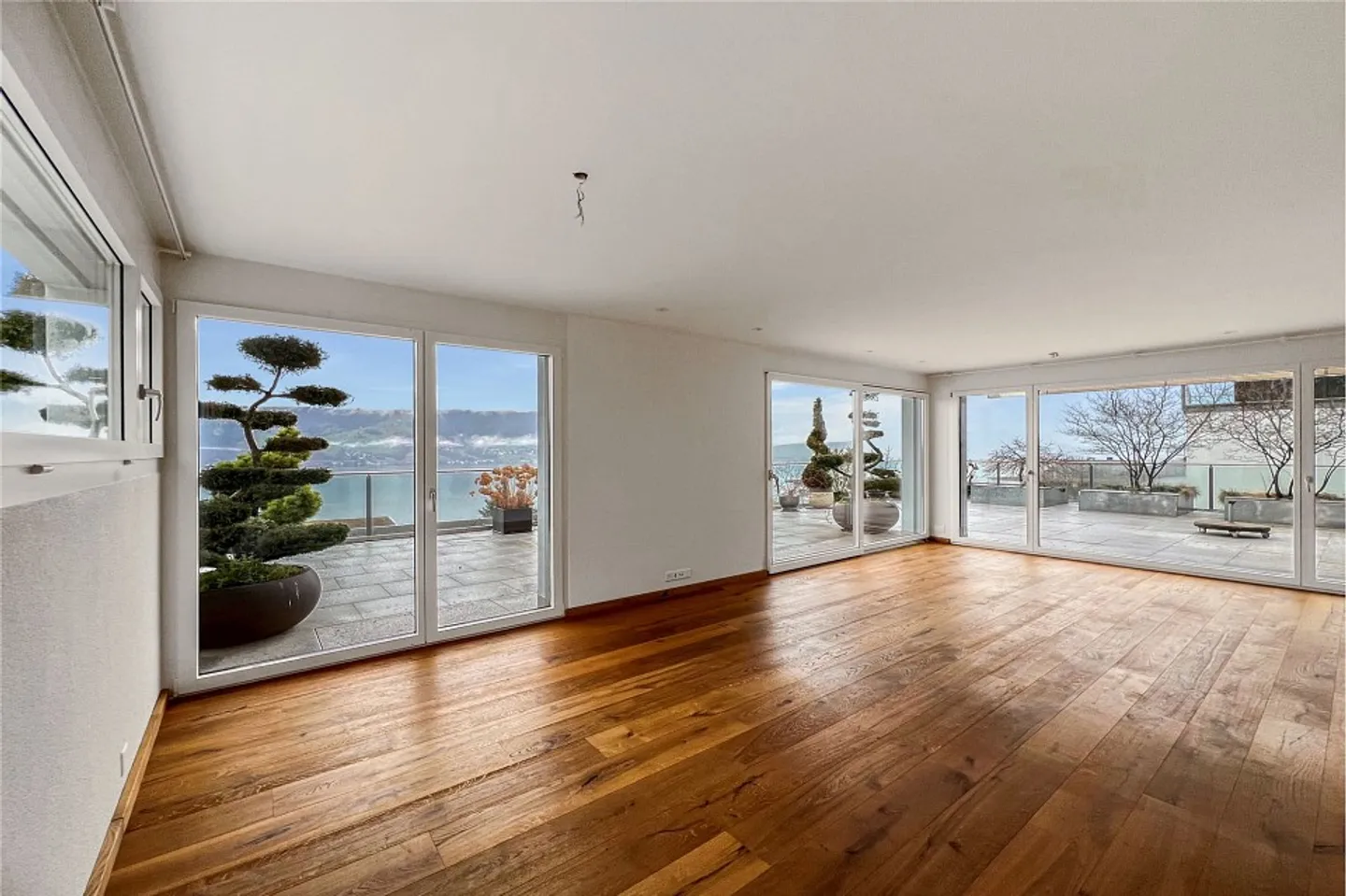 Fantastische Terrassenwohnung mit Seeblick - Foto 6 von 13