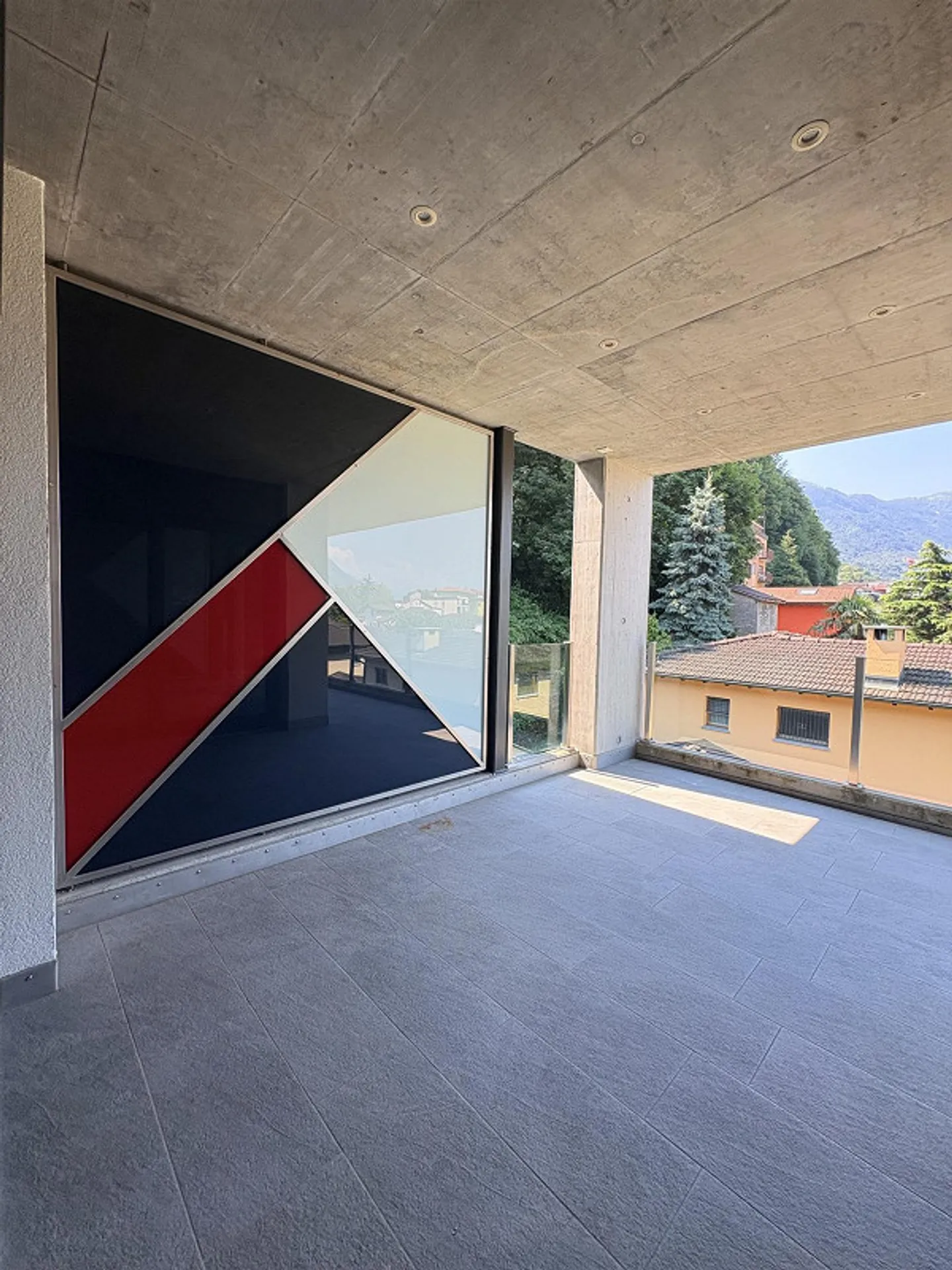 Exklusives Penthouse in Giubiasco - Foto 8 von 30