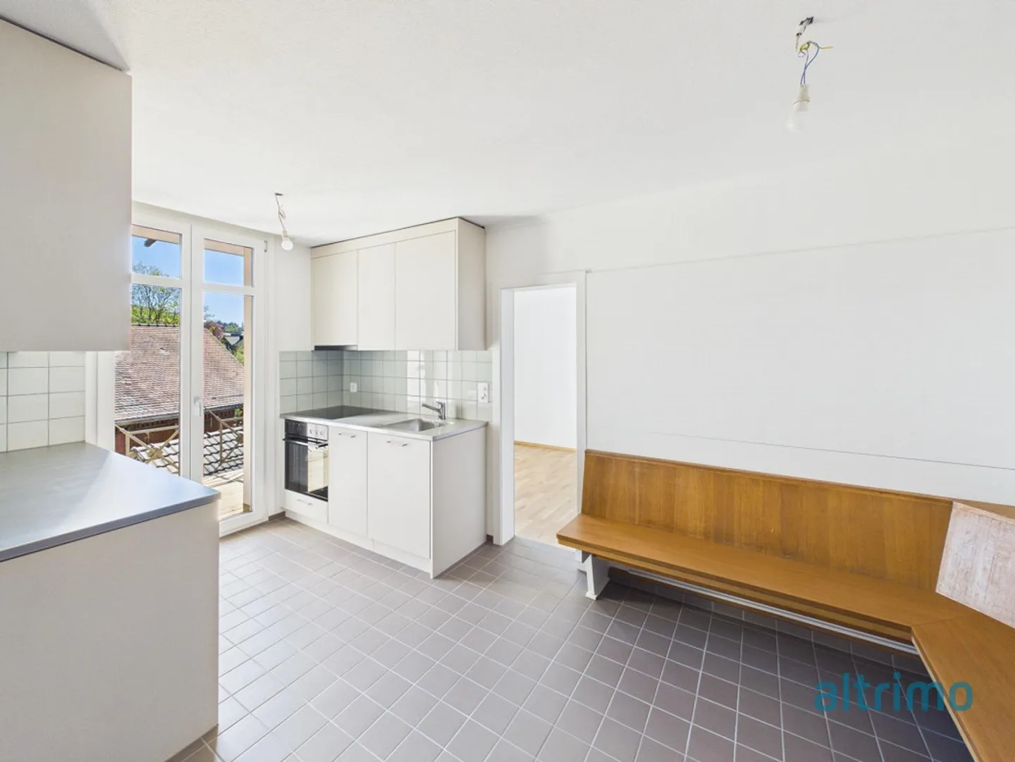Appartamento 3.5 locali appena ristrutturato in posizione centrale ad Appenzell - Foto 2 di 10