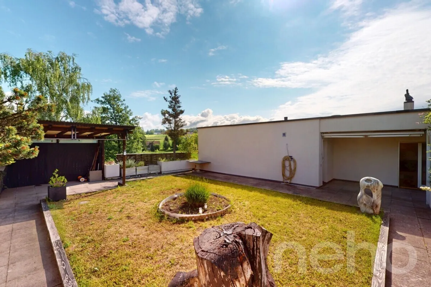 Appartamento attico di 4,5 stanze con una grande terrazza sul Mutschellen - Foto 1 di 13