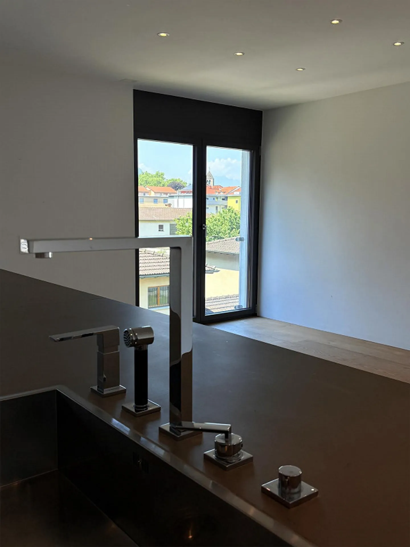 Exklusives Penthouse in Giubiasco - Foto 24 von 30