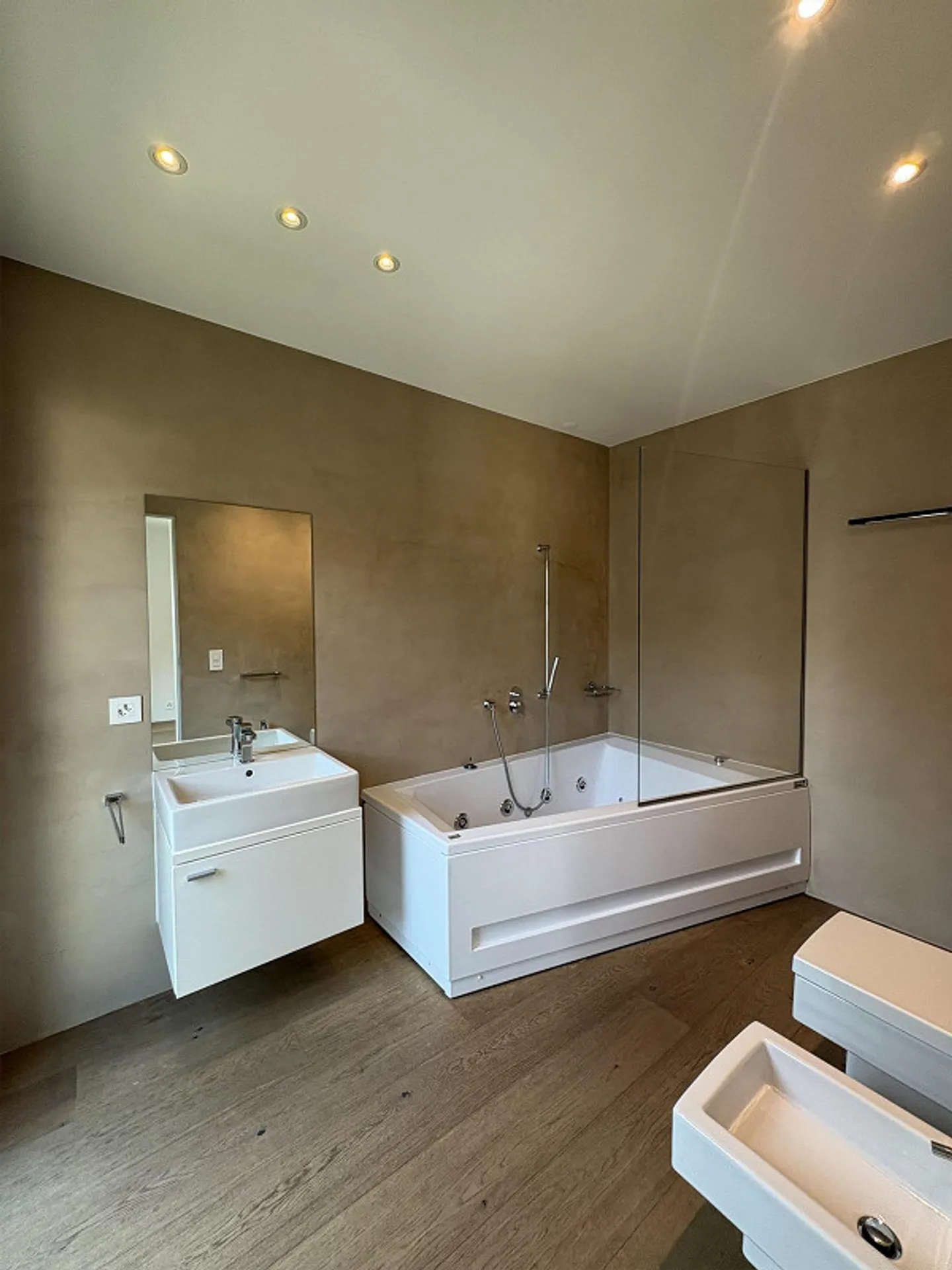 Exklusives Penthouse in Giubiasco - Foto 26 von 30