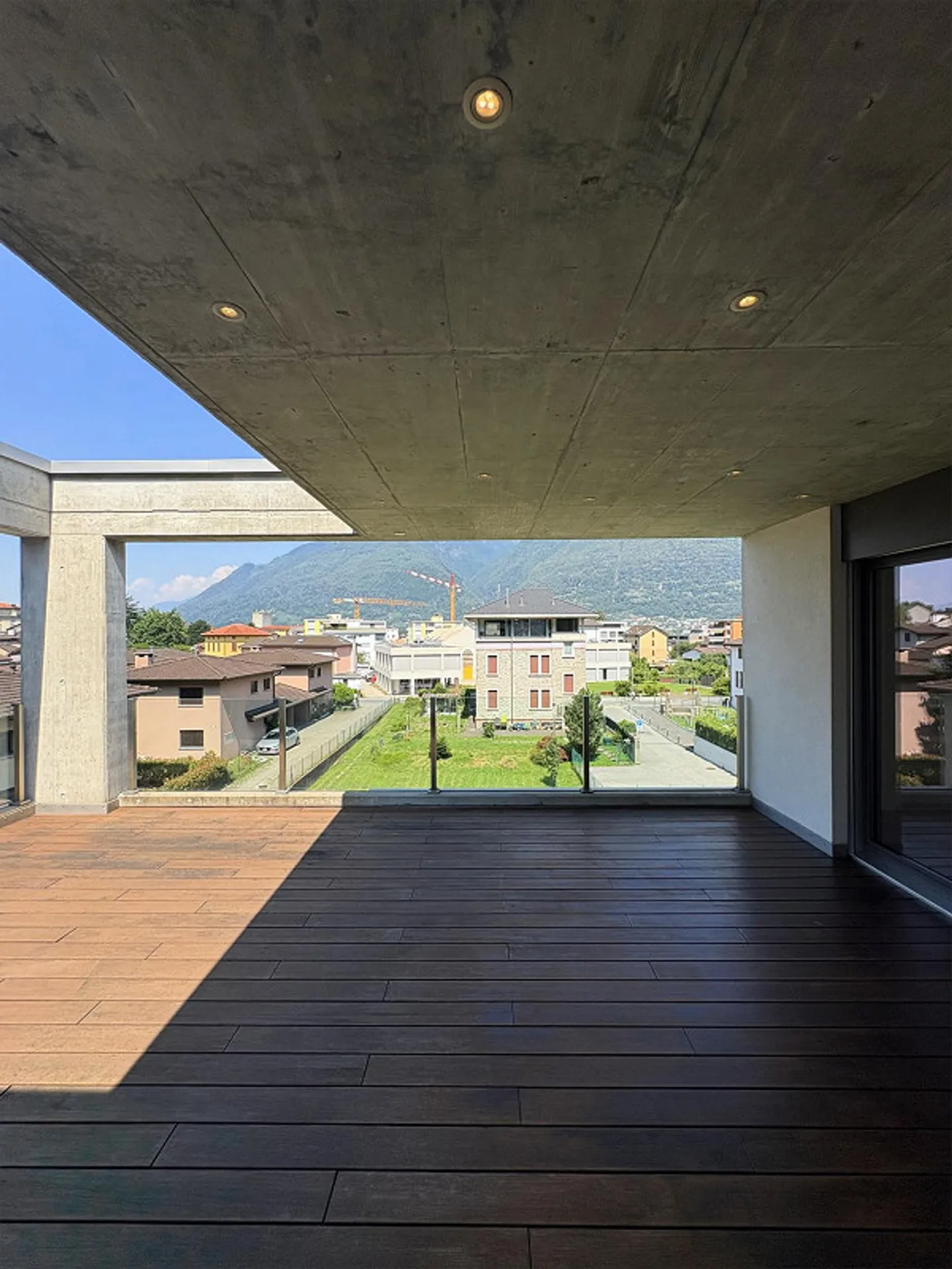 Exklusives Penthouse in Giubiasco - Foto 27 von 30