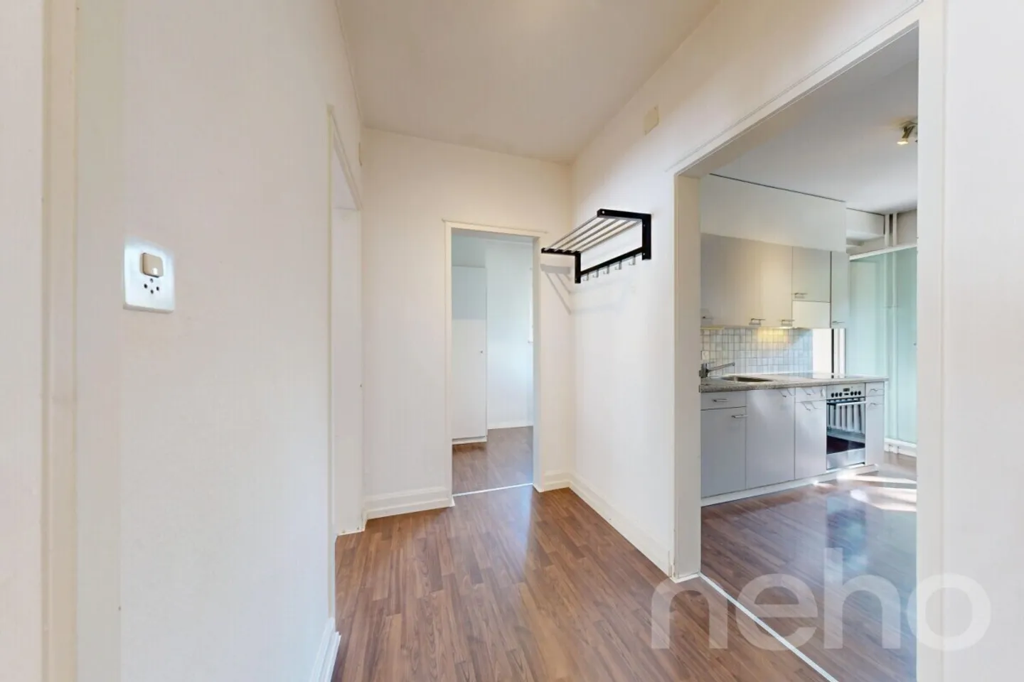 Charming Apartment with Garage - Photo 2 of 12