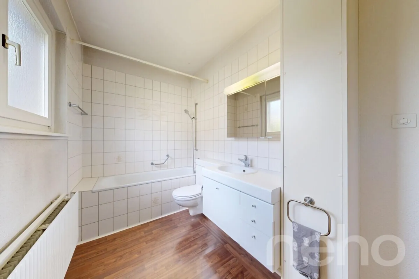Charming Apartment with Garage - Photo 8 of 12