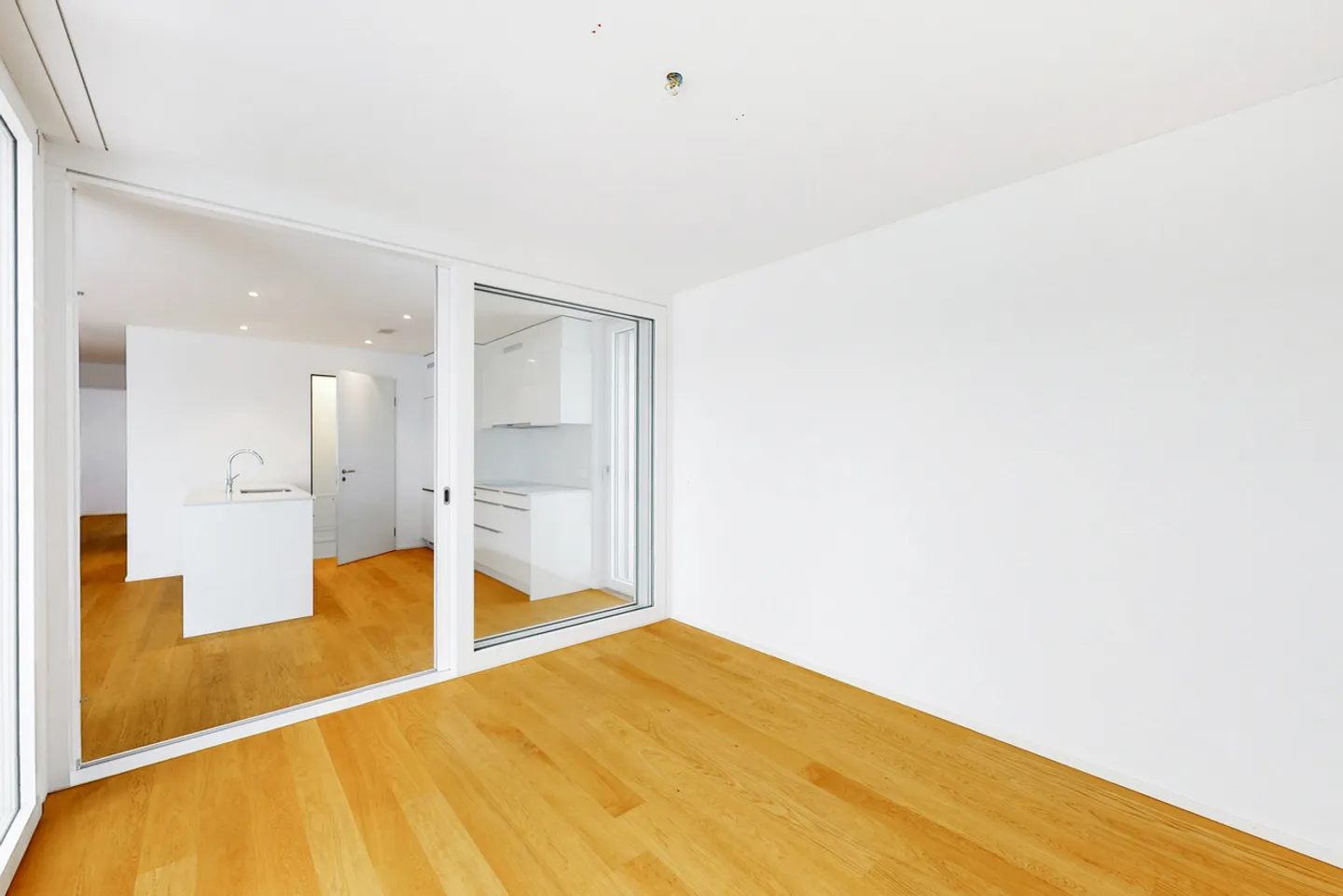 3.5 Zimmer Wohnung mit Aussicht - Foto 4 von 10