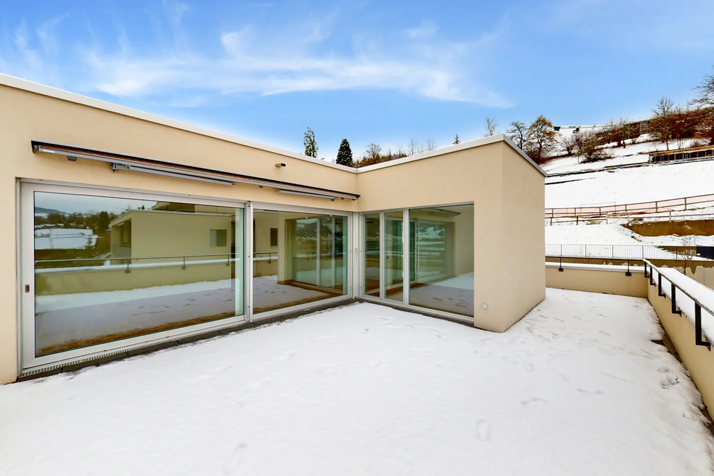 3.5 Zimmer Wohnung mit Aussicht - Foto 10 von 10