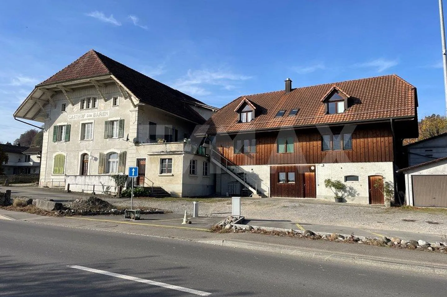 Propriété spacieuse avec étude de faisabilité pour un développement possible - Photo 7 sur 13