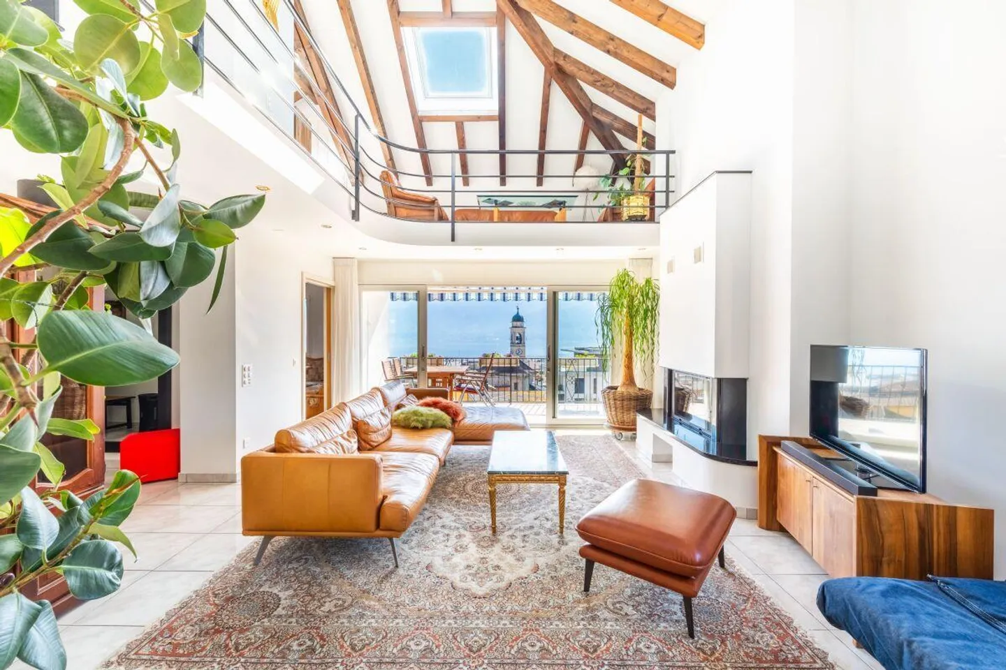 Minusio: Esclusivo attico duplex con vista sul Lago Maggiore - Foto 1 di 29