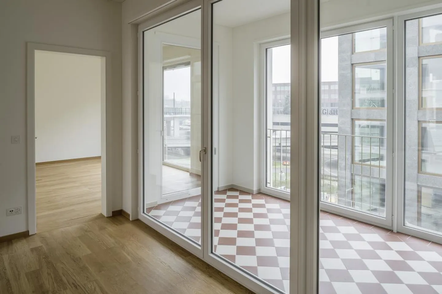Moderne Wohnung im Richti Areal - Foto 4 von 11