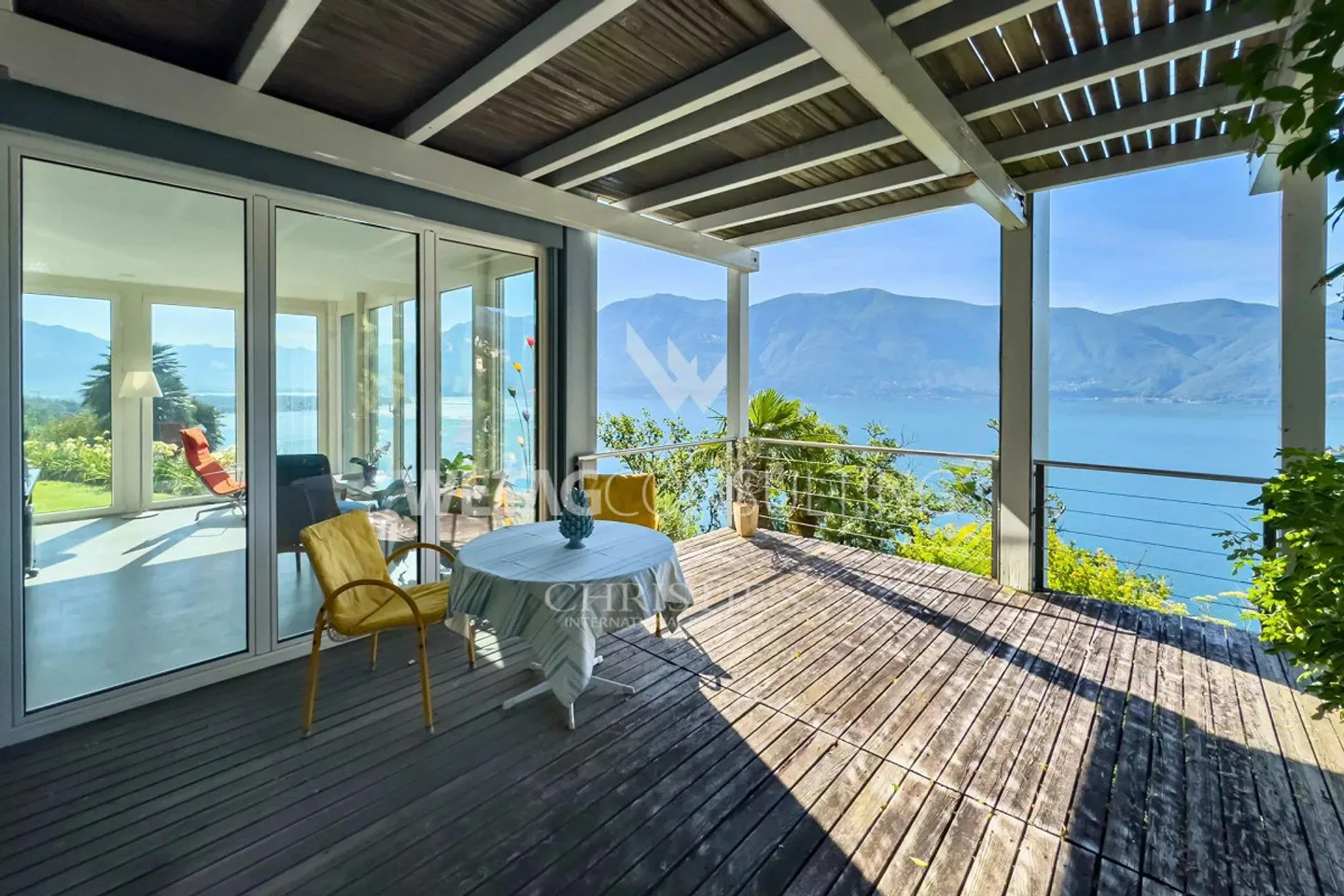Villa elegante con giardino, terrazze e vista mozzafiato sul lago a ... - Foto 11 di 13