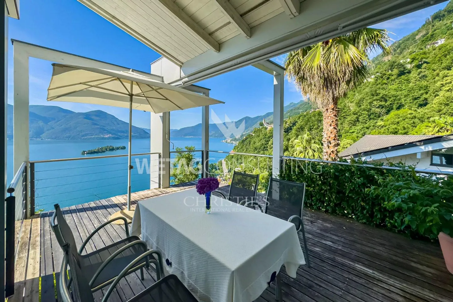 Villa elegante con giardino, terrazze e vista mozzafiato sul lago a ... - Foto 12 di 13