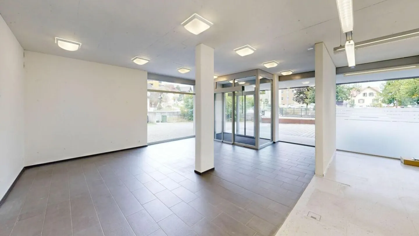 Negozio con grande visibilità nel GWAND - La tua sede commerciale a Merenschwand - Foto 2 di 8