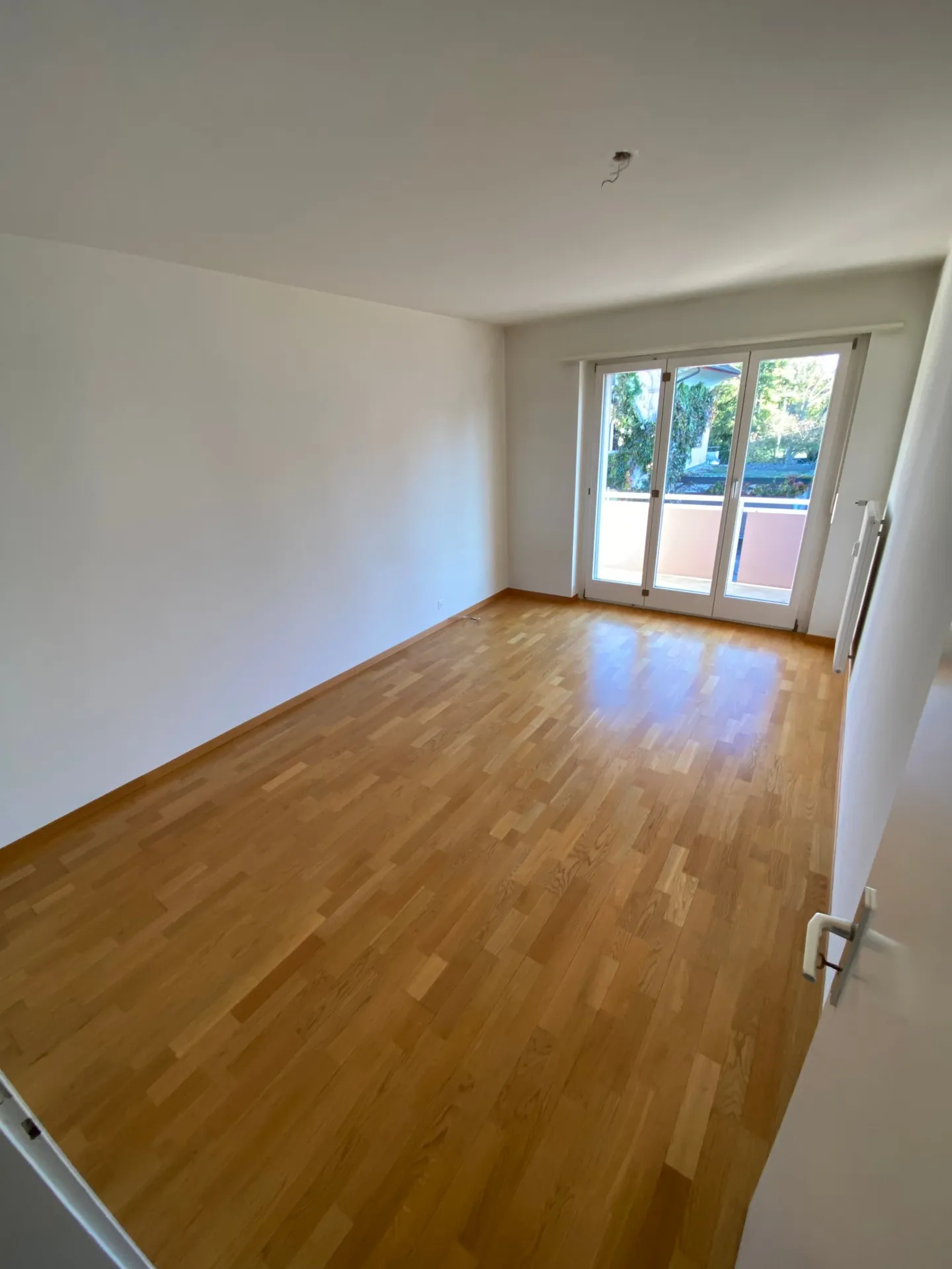 Appartement lumineux de 2 pièces avec balcon à Nidau - à partir de septembre 2026 - Photo 3 sur 7