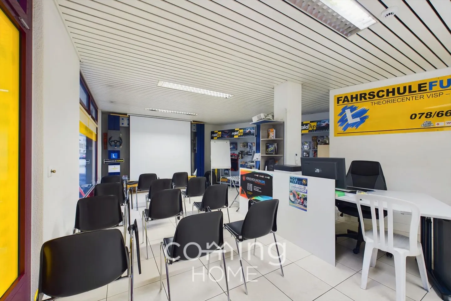 Commercial space in Visp - centrally located with versatile usage options - Photo 2 of 12