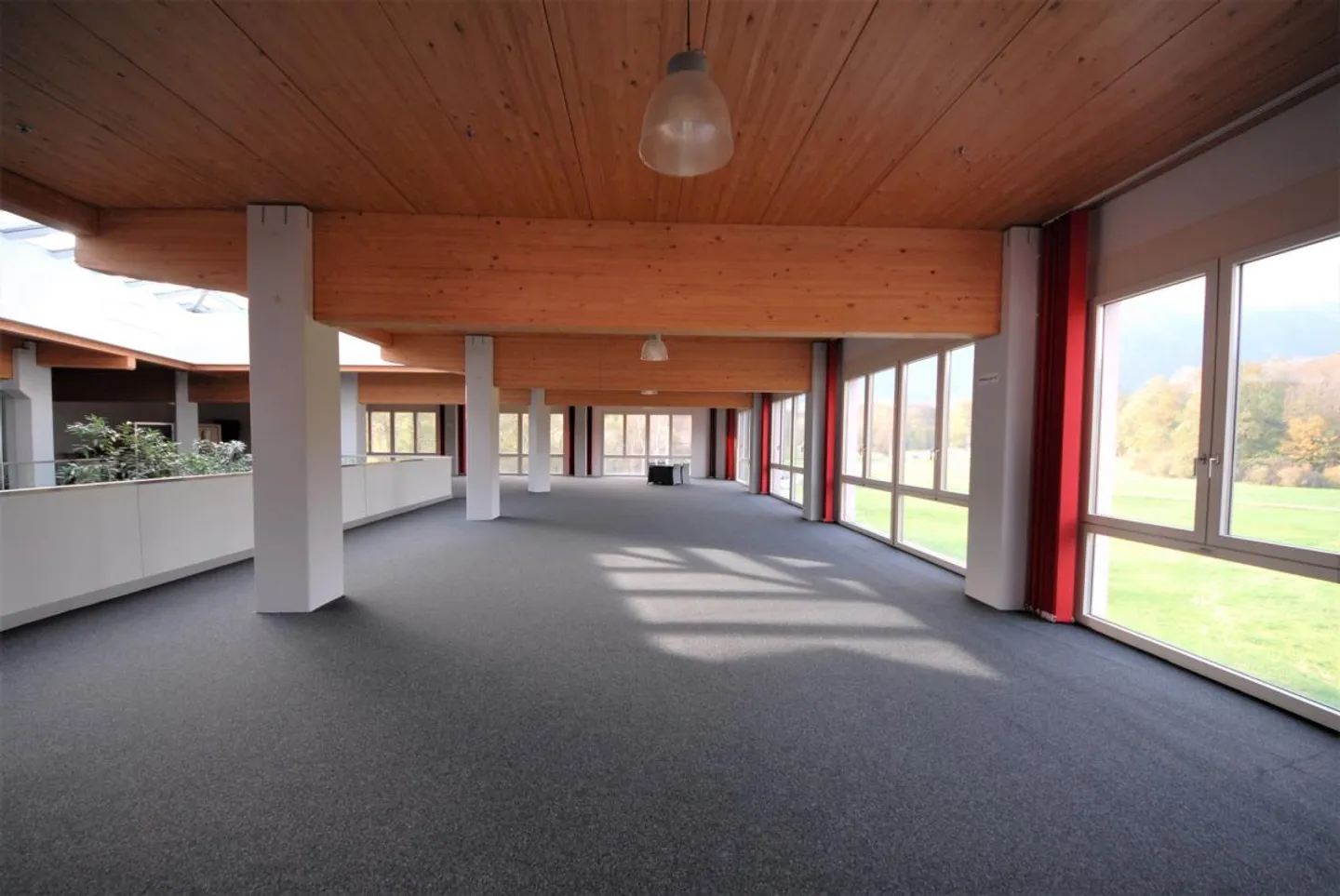 Uffici luminosi a partire da 40 m2 in un moderno edificio commerciale - Foto 14 di 19