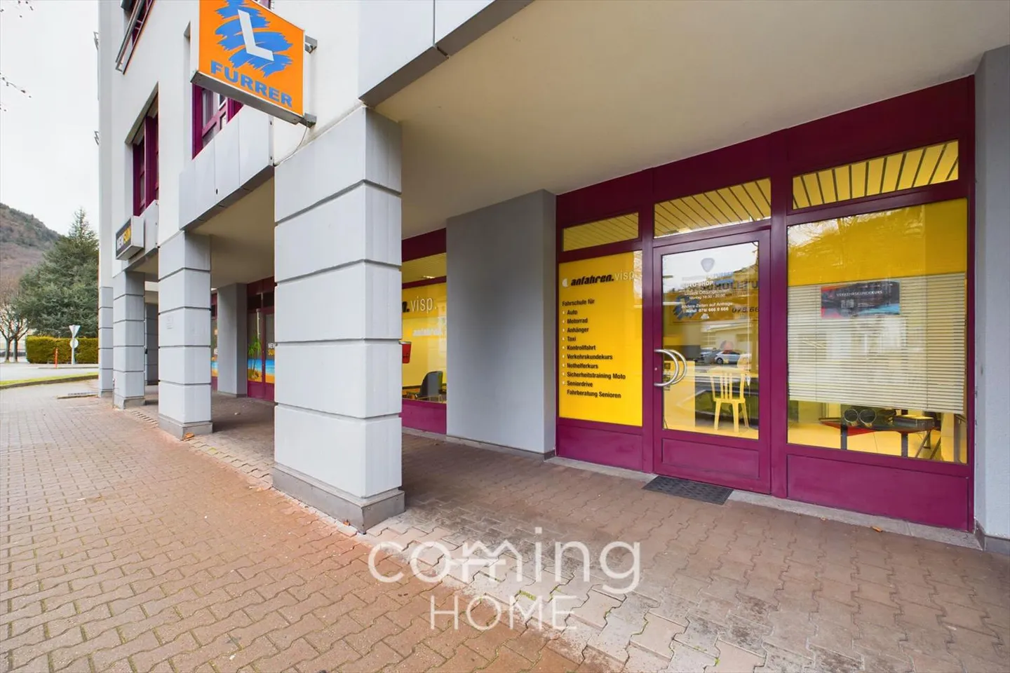 Commercial space in Visp - centrally located with versatile usage options - Photo 8 of 12
