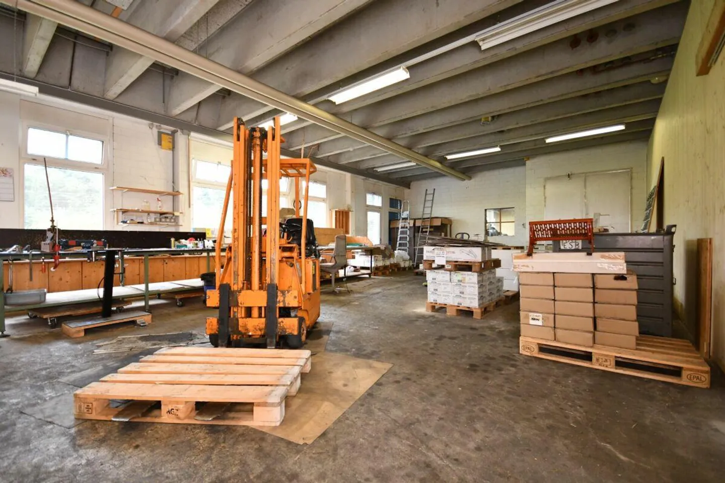 Spazio commerciale in una buona posizione - Foto 10 di 10