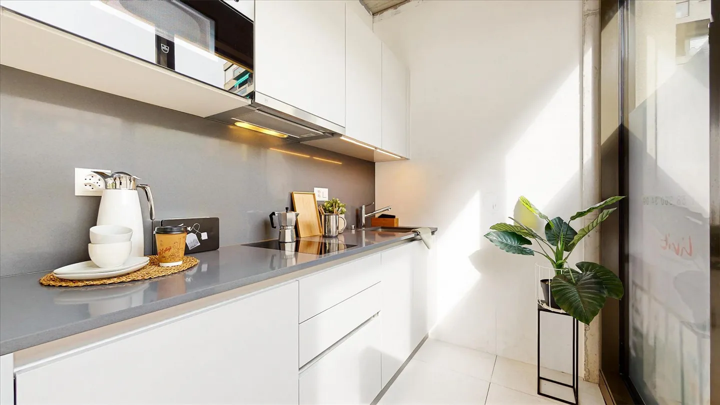 Nouvel espace commercial avec vitrines - Photo 4 sur 5