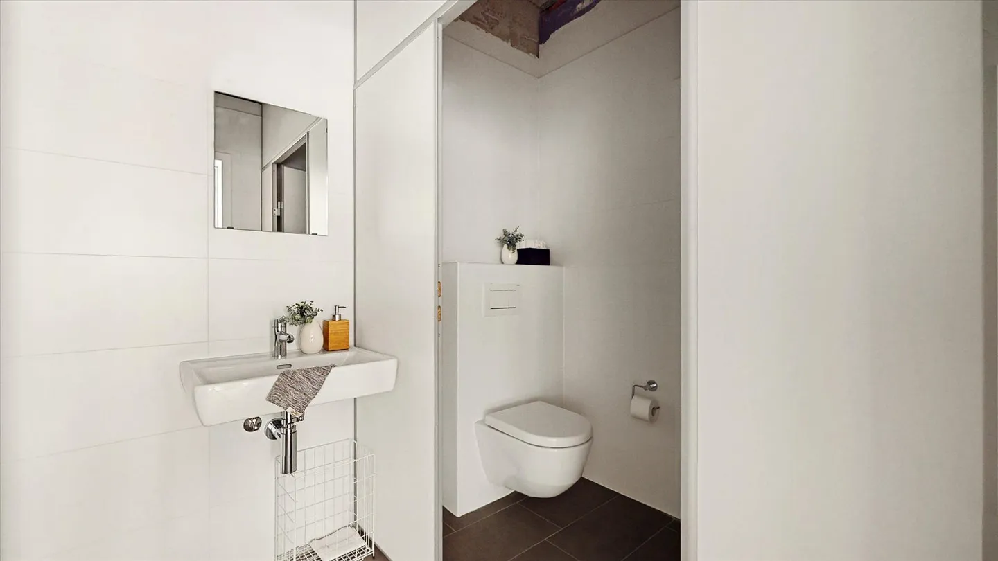 Nouvel espace commercial avec vitrines - Photo 5 sur 5