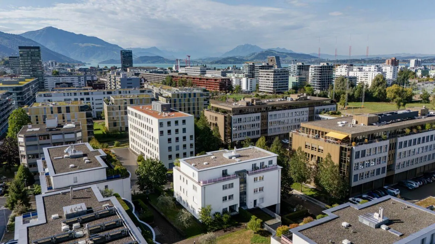 Condominio centrale di 4,5 stanze - Foto 1 di 10