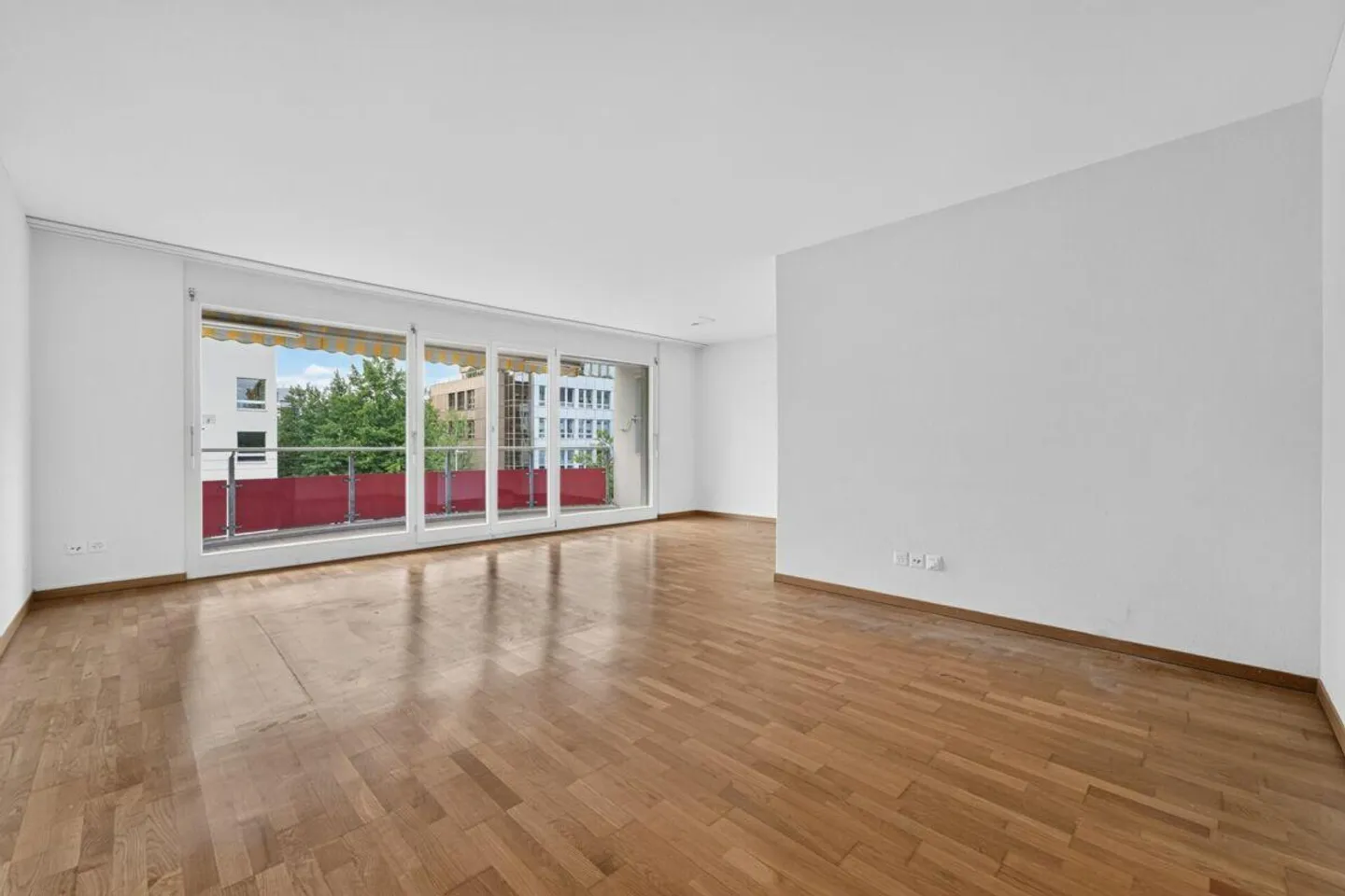Condominio centrale di 4,5 stanze - Foto 4 di 10